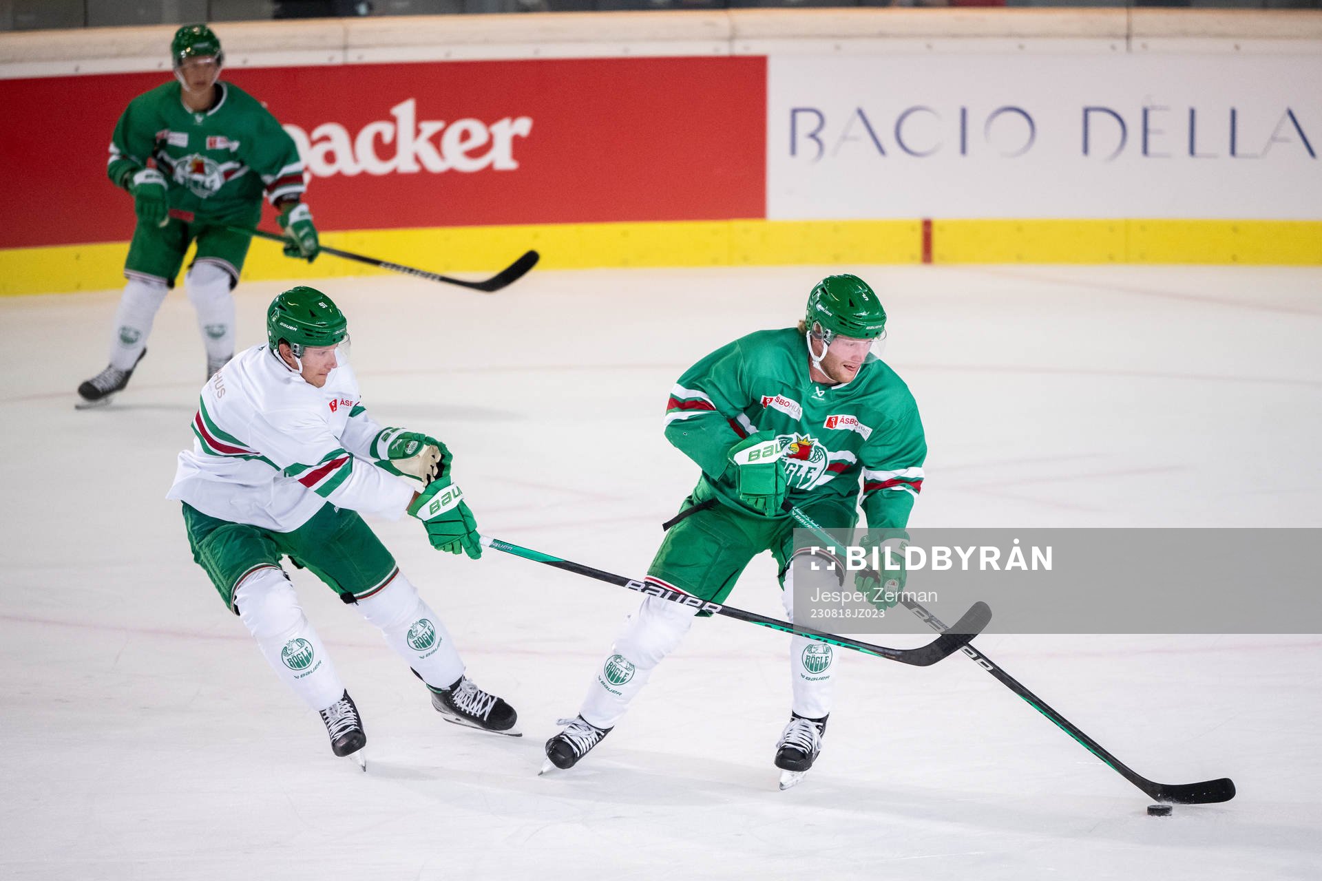 Rögles Adam Tambellini och Ludvig Claesson