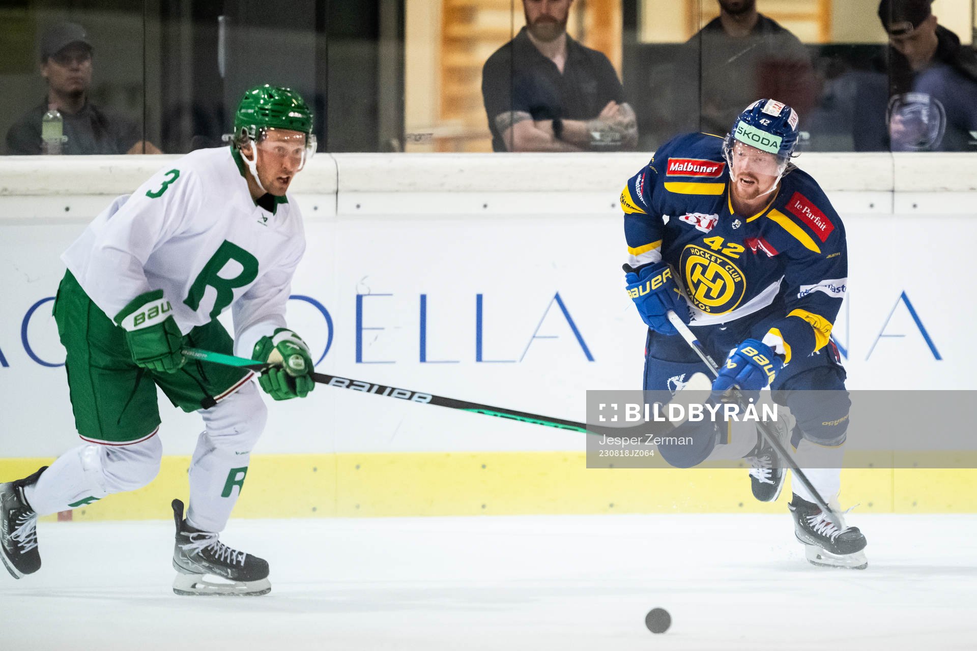 Michael Kapla of Rögle and Joakim Nordström of Davos