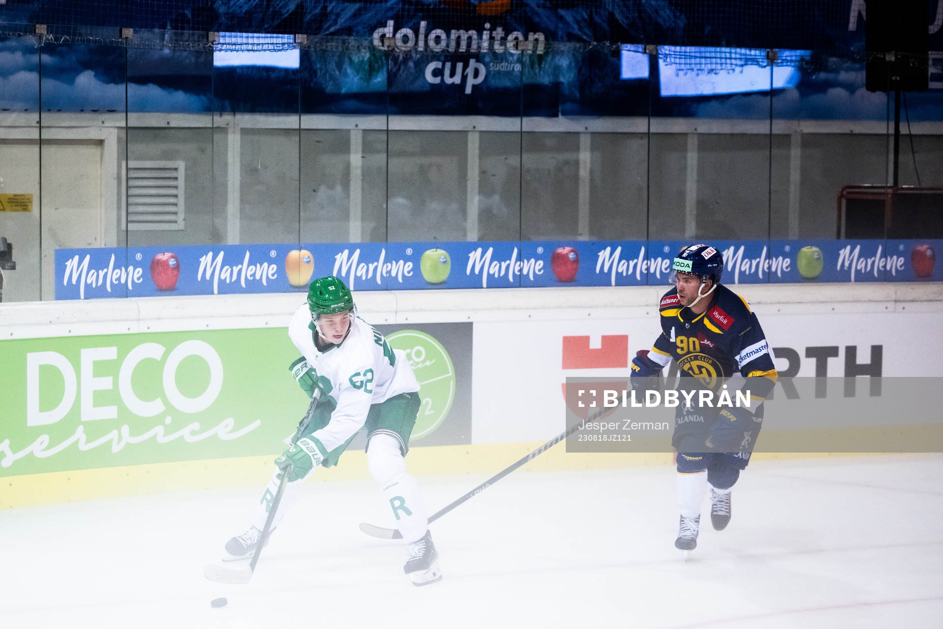 Felix Nilsson of Rögle and Sven Jung of Davos