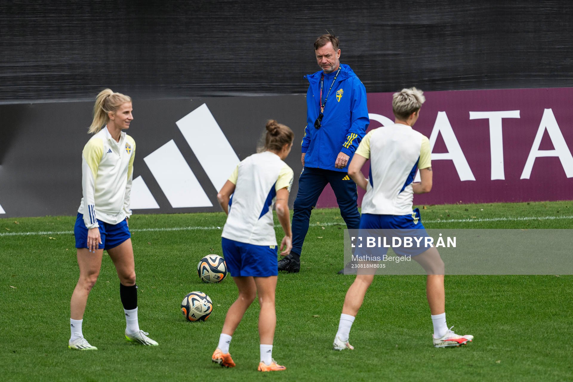 Head coach Peter Gerhardsson, Sofia Jakobsson, Filippa