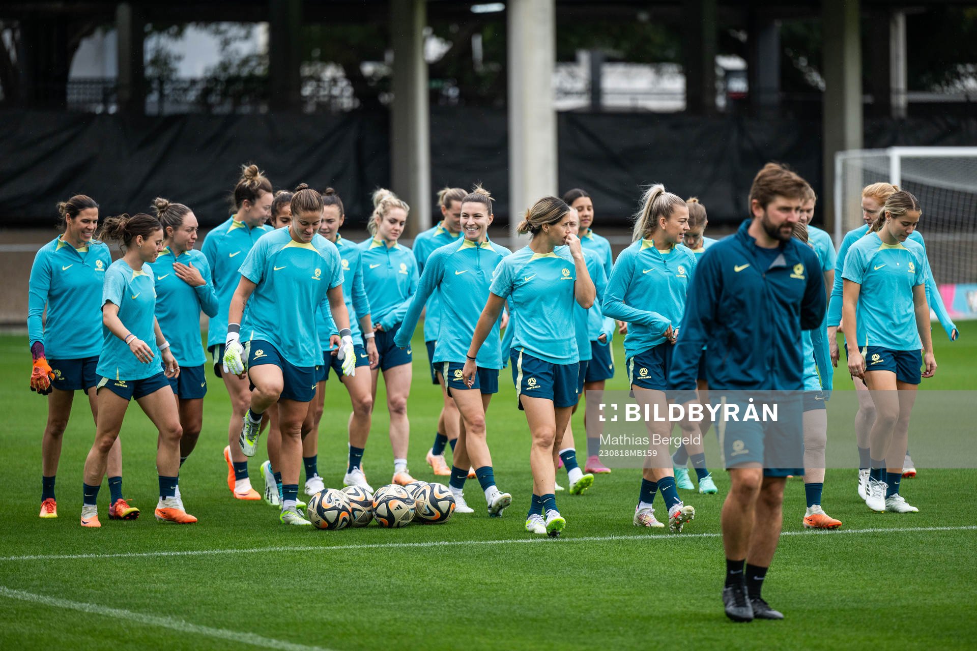 Players of the Australian women's national football team at a training session during the FIFA Women's World Cup on August 18, 2023 in Brisbane. 