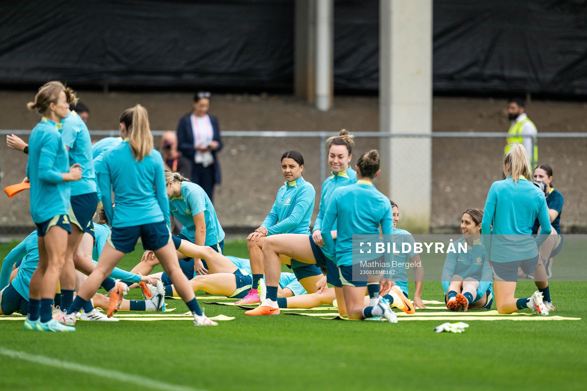 Sam Kerr with team mates of the Australian women's national