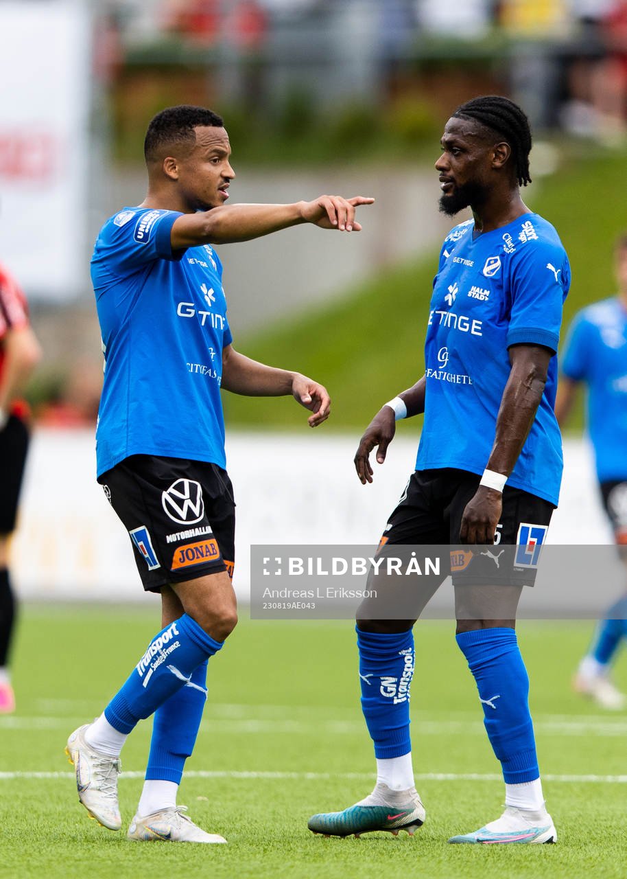 Halmstads Marcus Olsson och Joseph Baffoe