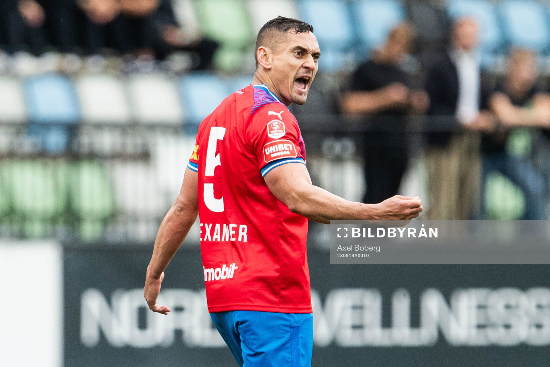 Helsingborgs Cole Alexander deppar