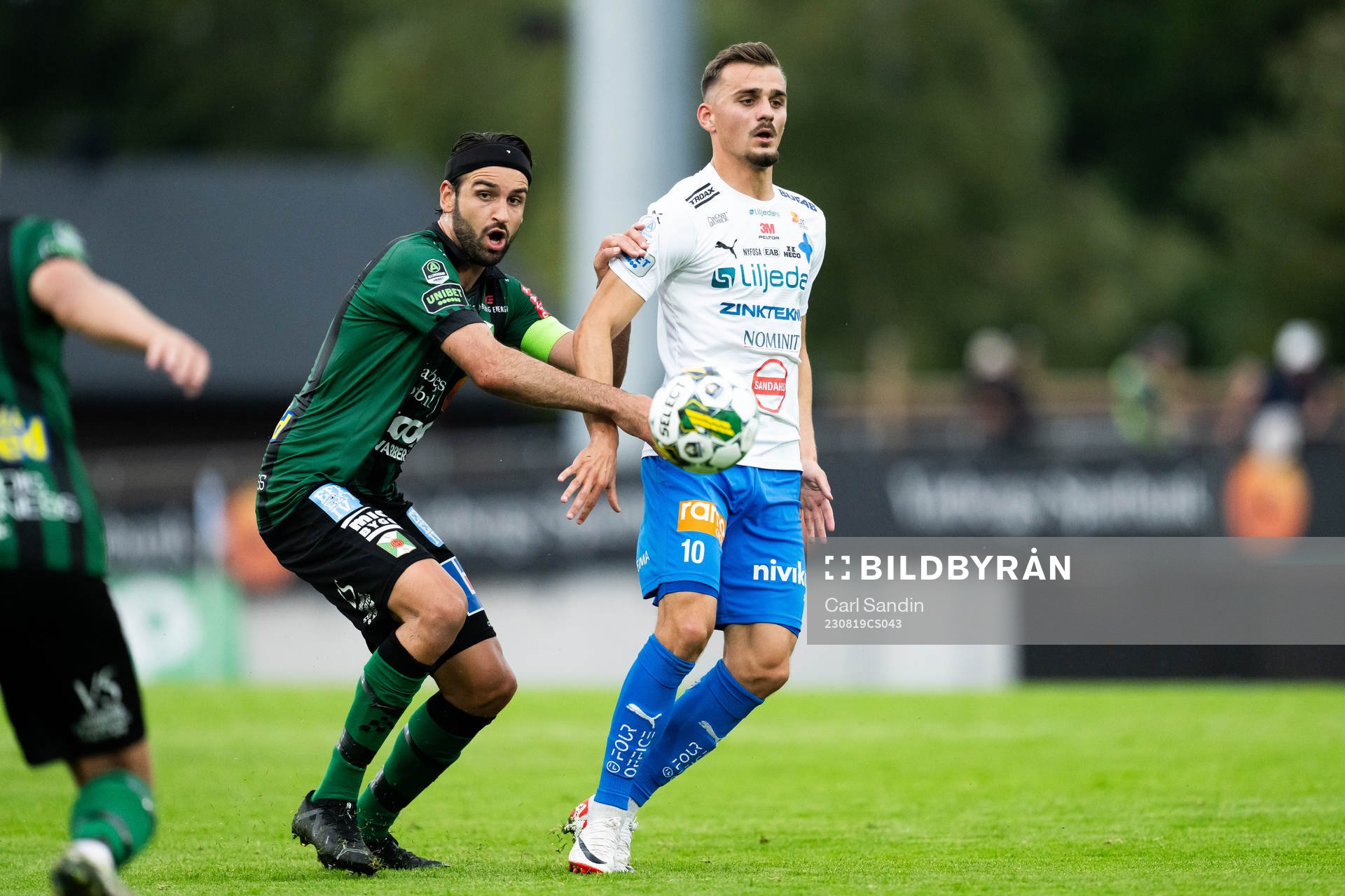 Varbergs Oliver Stanisic och Värnamos Ajdin Zeljkovic