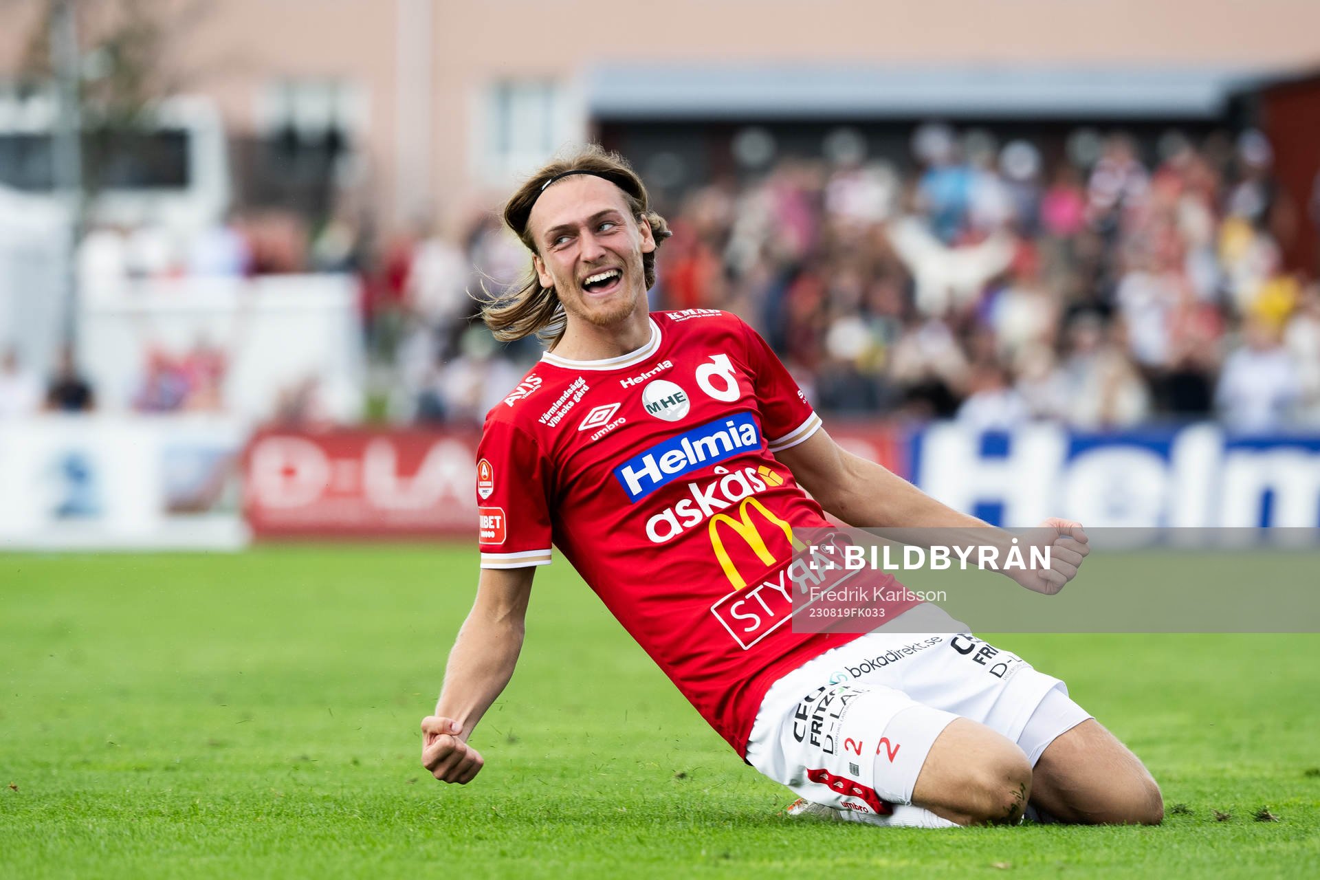 Degerfors Gustav Granath jublar