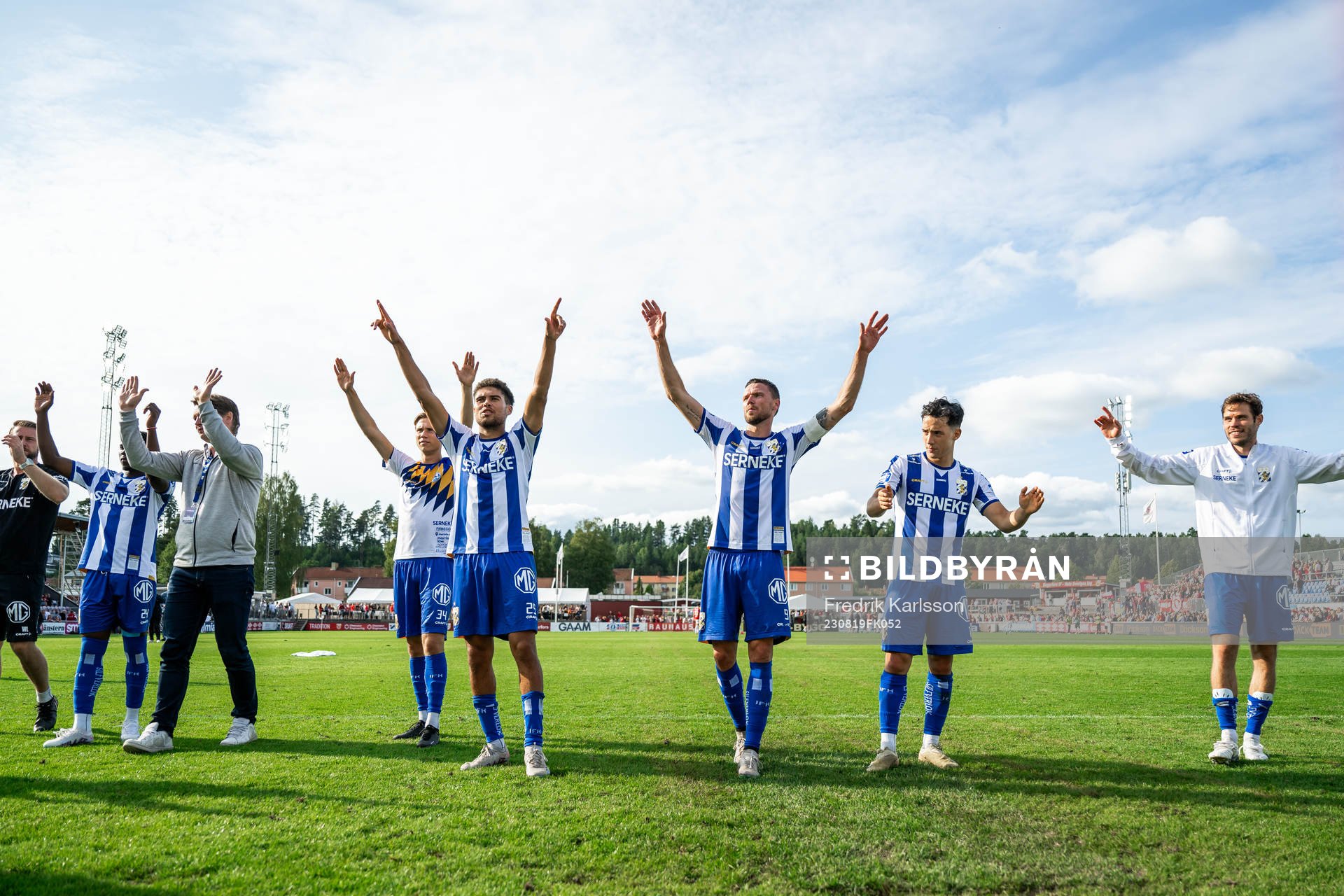 IFK Göteborgs Marcus Berg jublar med lagkamrater