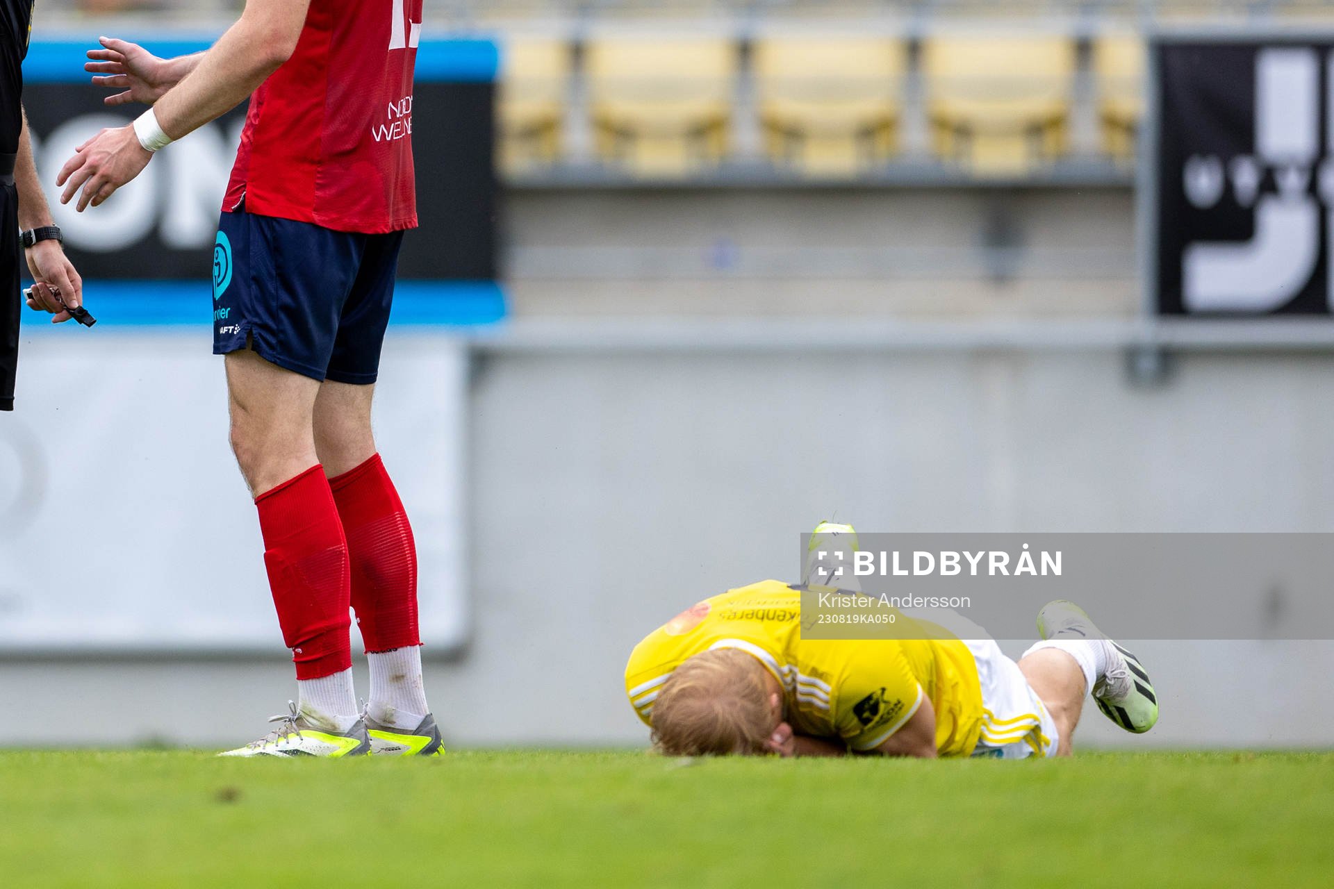 Falkenbergs Oskar Christiansson har ont