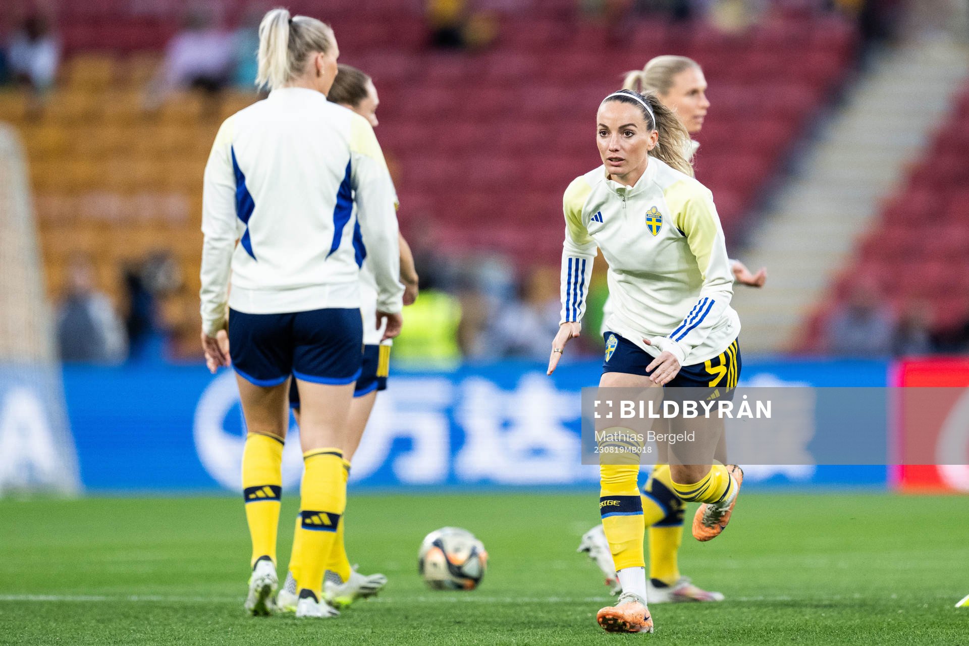 Kosovare Asllani of Sweden