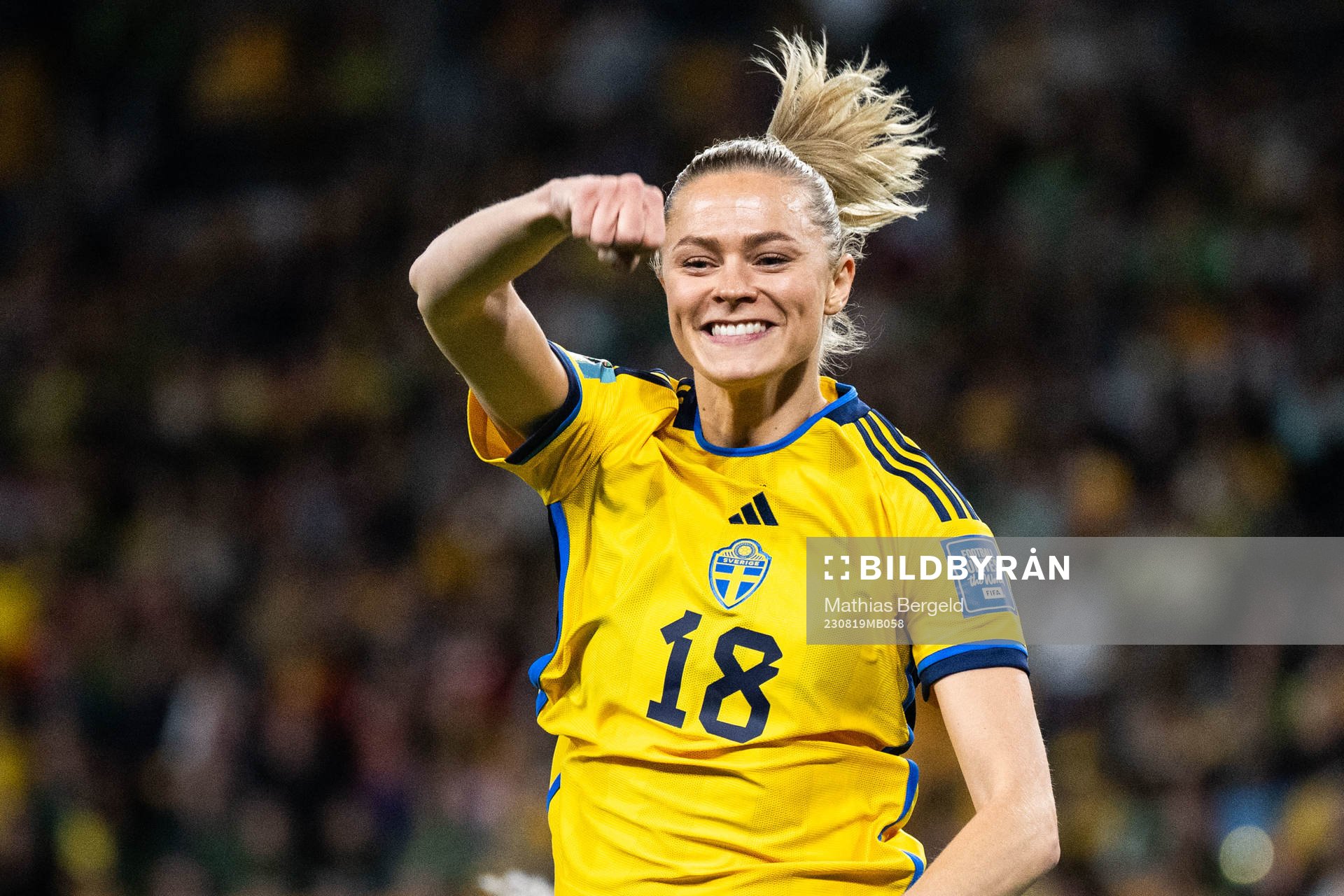 Fridolina Rolfö of Sweden celebrates