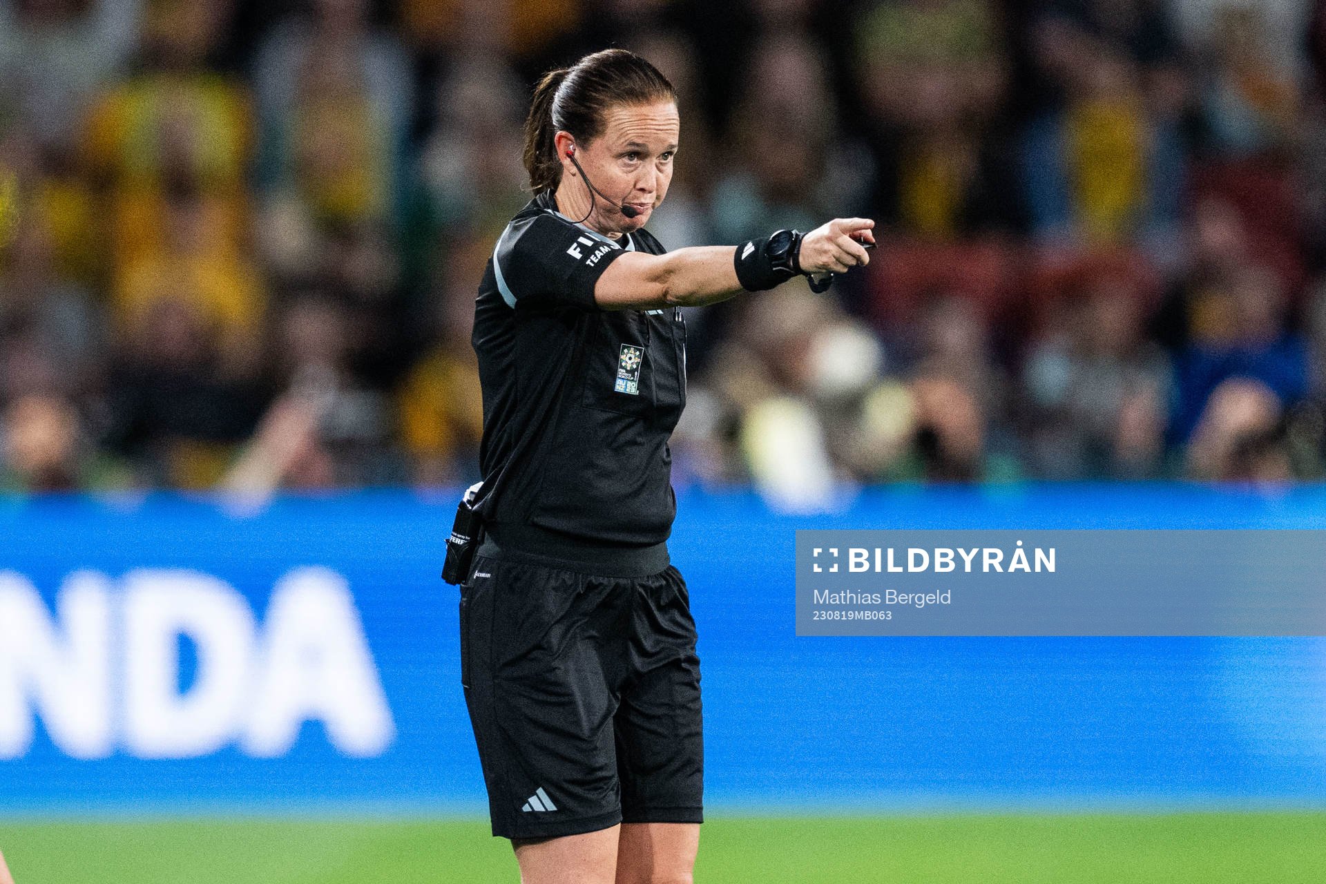 Referee Cheryl Foster