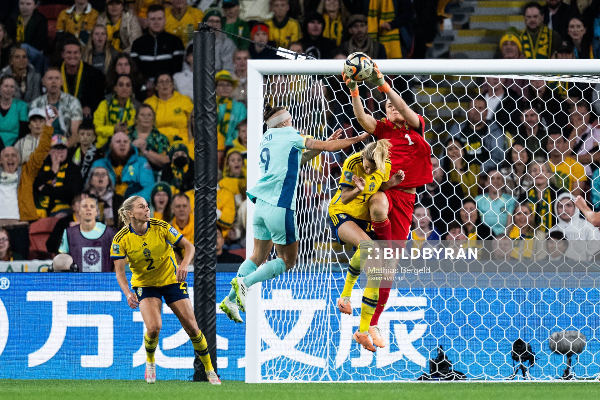 Caitlin Foord of Australia against of Sweden Nathalie