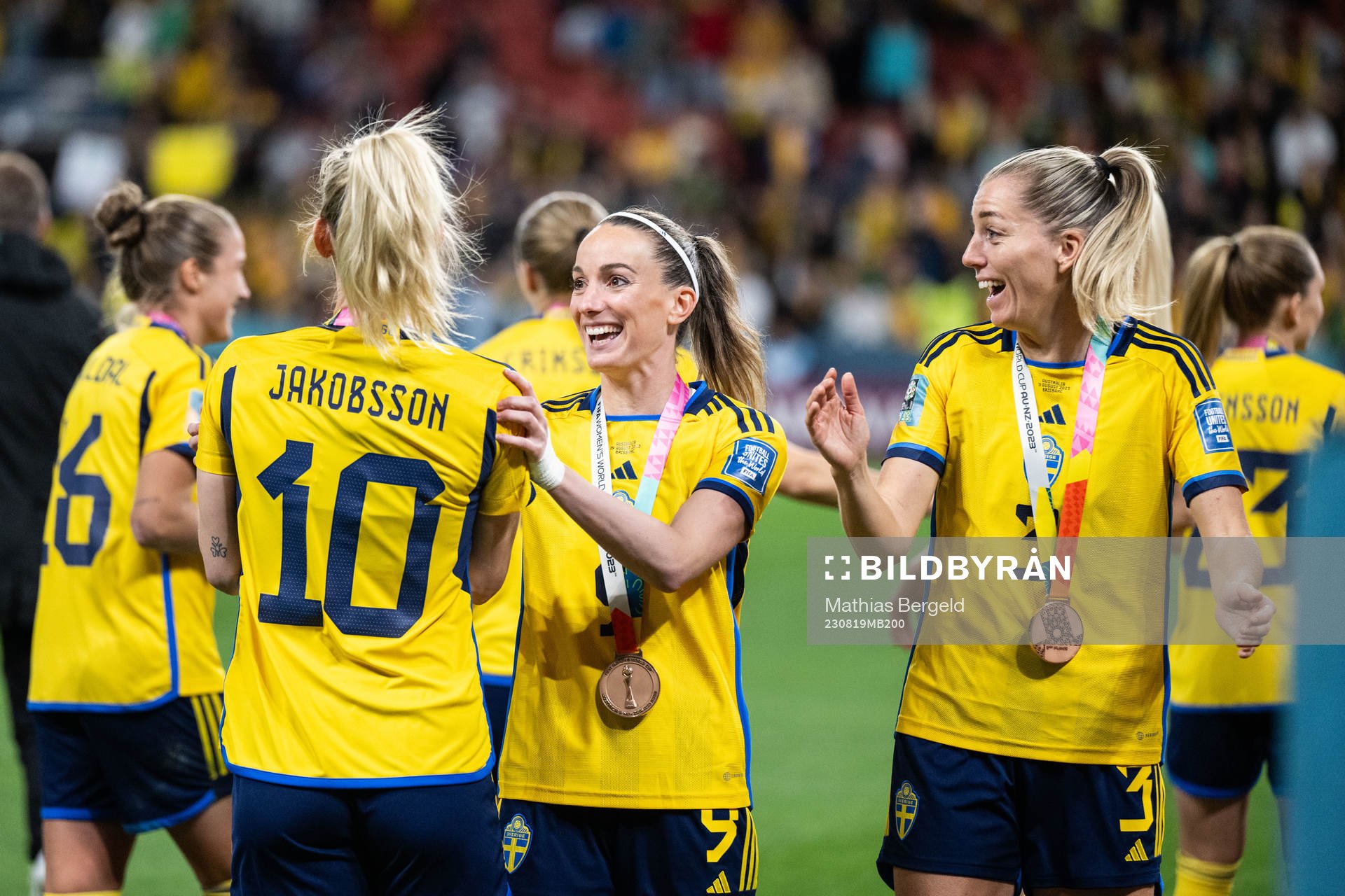 Sofia Jakobsson, Kosovare Asllani and Linda Sembrant of