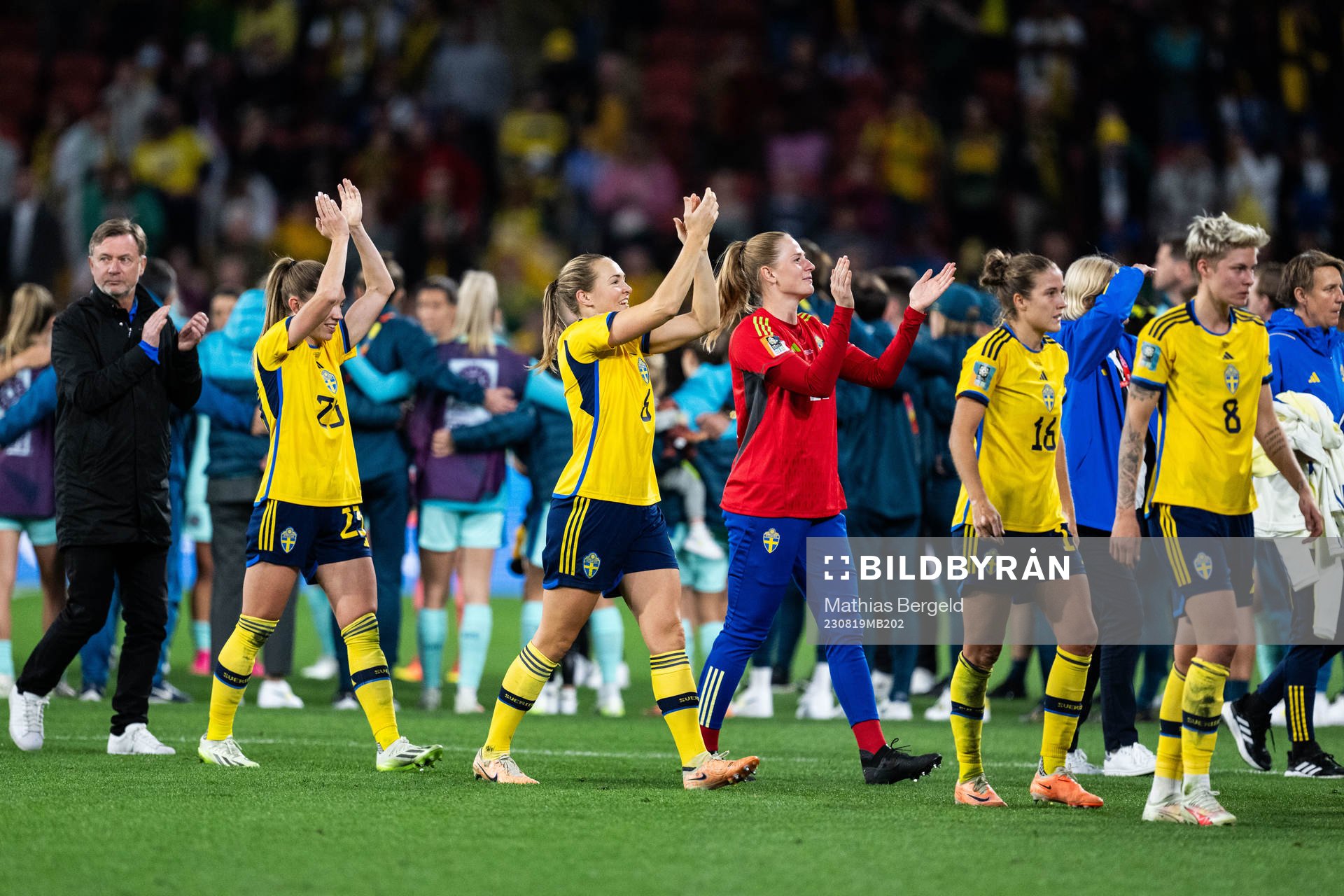 Elin Rubensson, Magdalena Eriksson, goalkeeper Tove Enblom