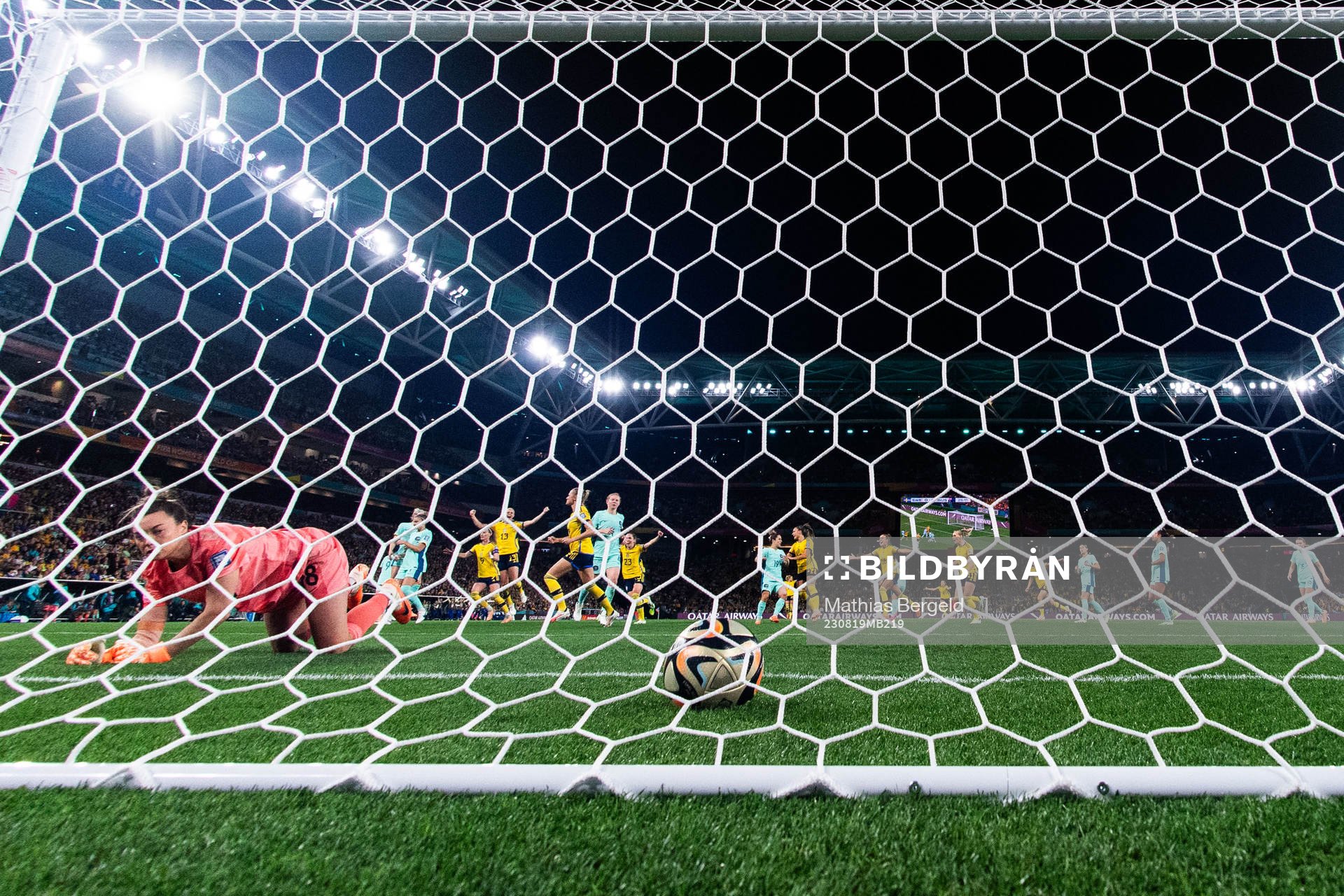 Fridolina Rolfö of Sweden scores 1-0