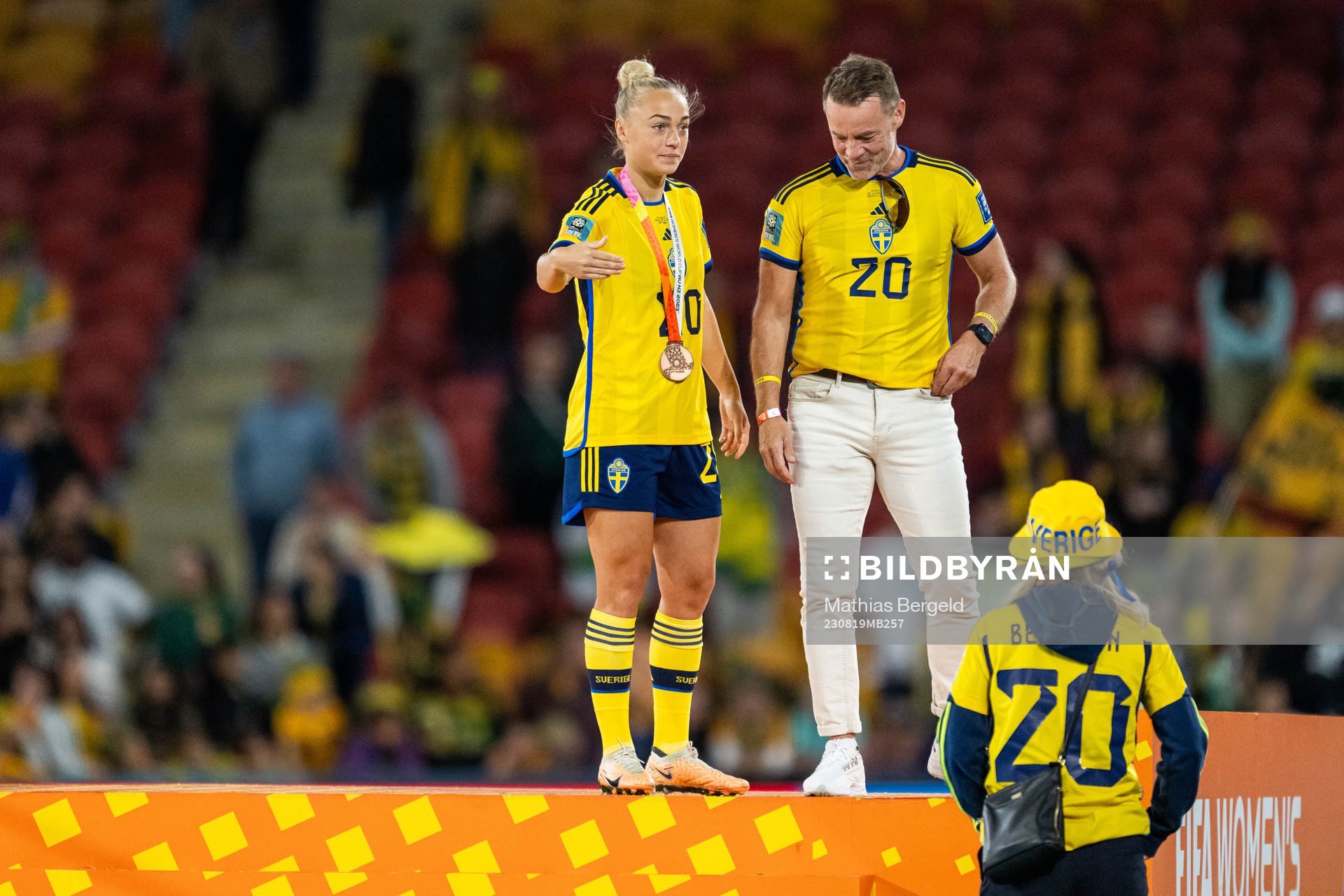 Hanna Bennison of Sweden celebrate wit family