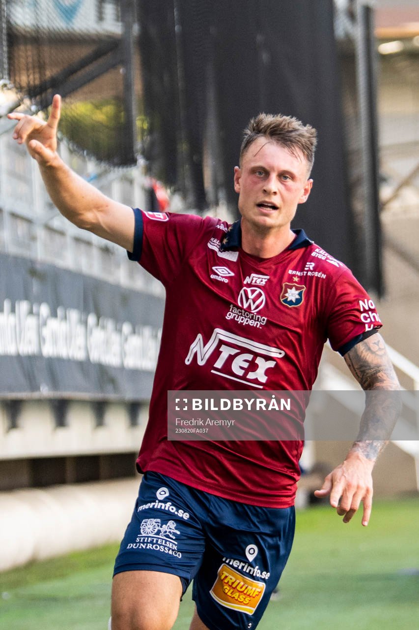 Örgrytes Marcus Haglind Sangre jublar