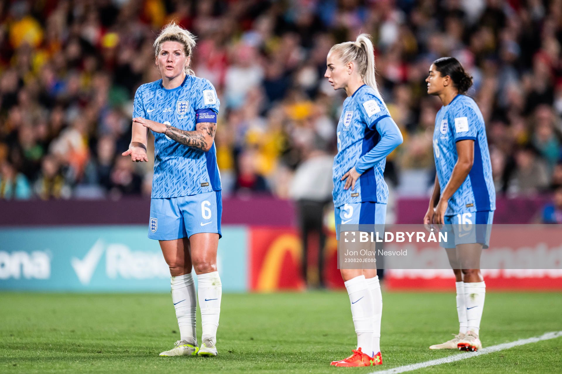 Millie Bright, Alex Greenwood and Jessica Carter of England