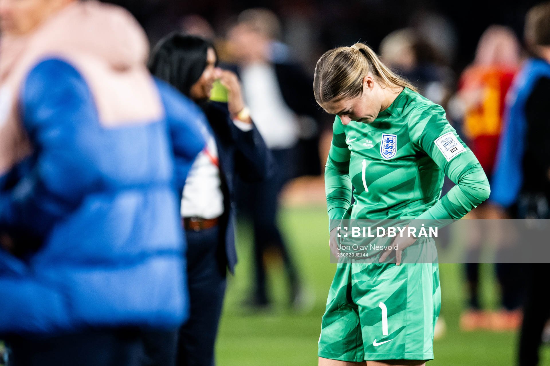 Goalkeeper Mary Earps of England looks dejected the FIFA
