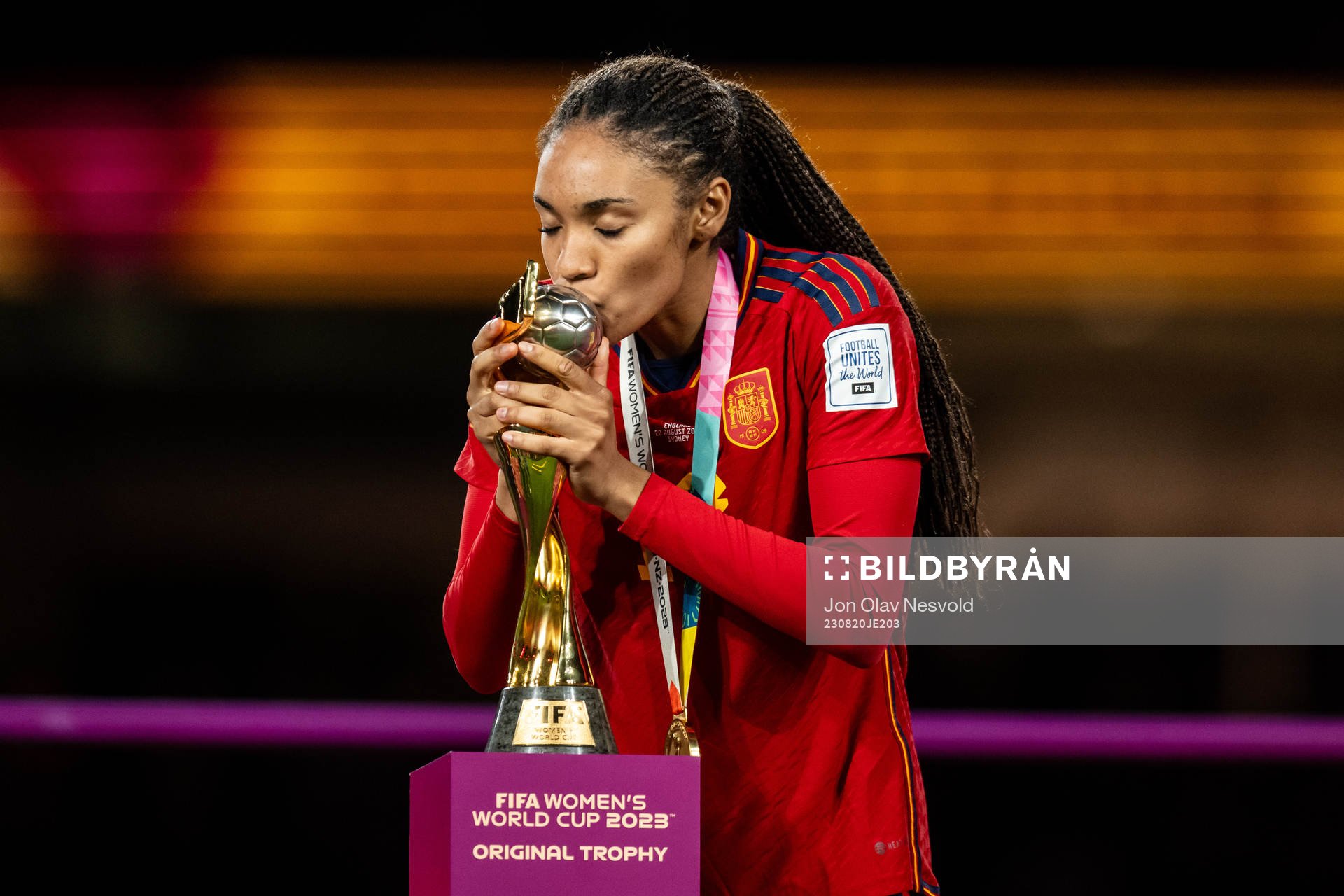 Salma Paralluelo of Spain celebrates with the trophy