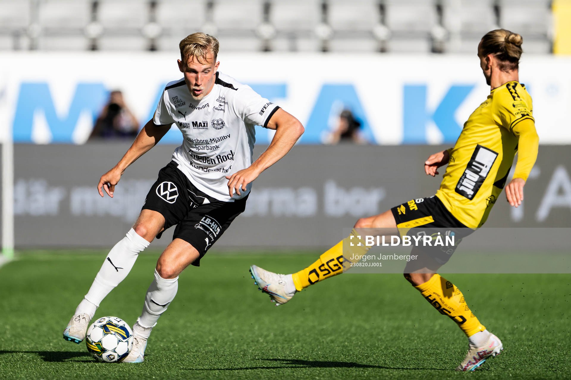Mjällbys Herman Johansson och Elfsborgs Niklas Hult