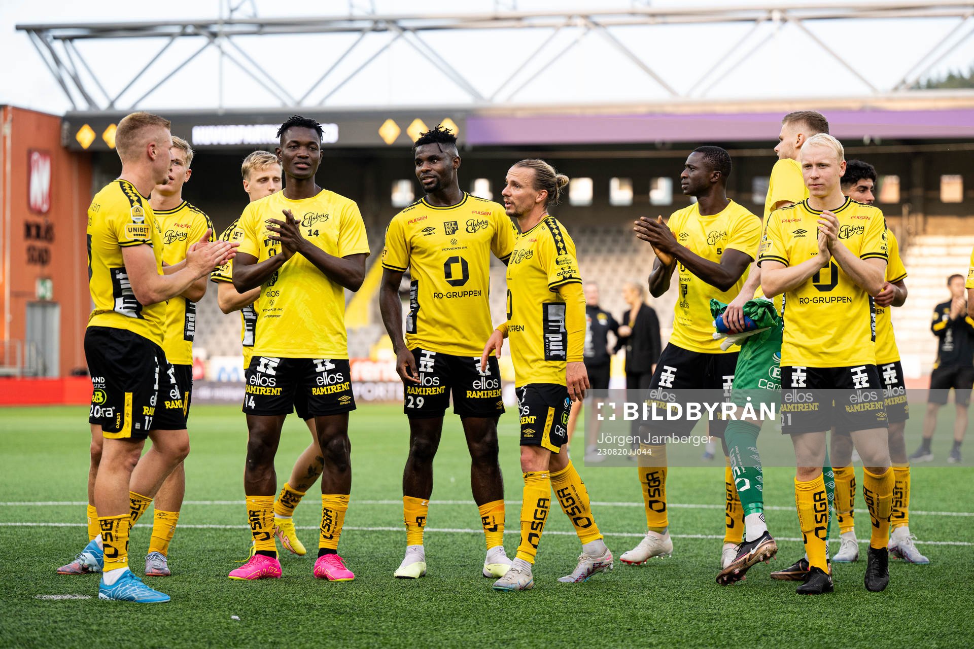 Elfsborgs spelare jublar efter fotbollsmatchen i Allsvenskan mellan Elfsborg och Mjällby den 20 augusti 2023 i Borås. 