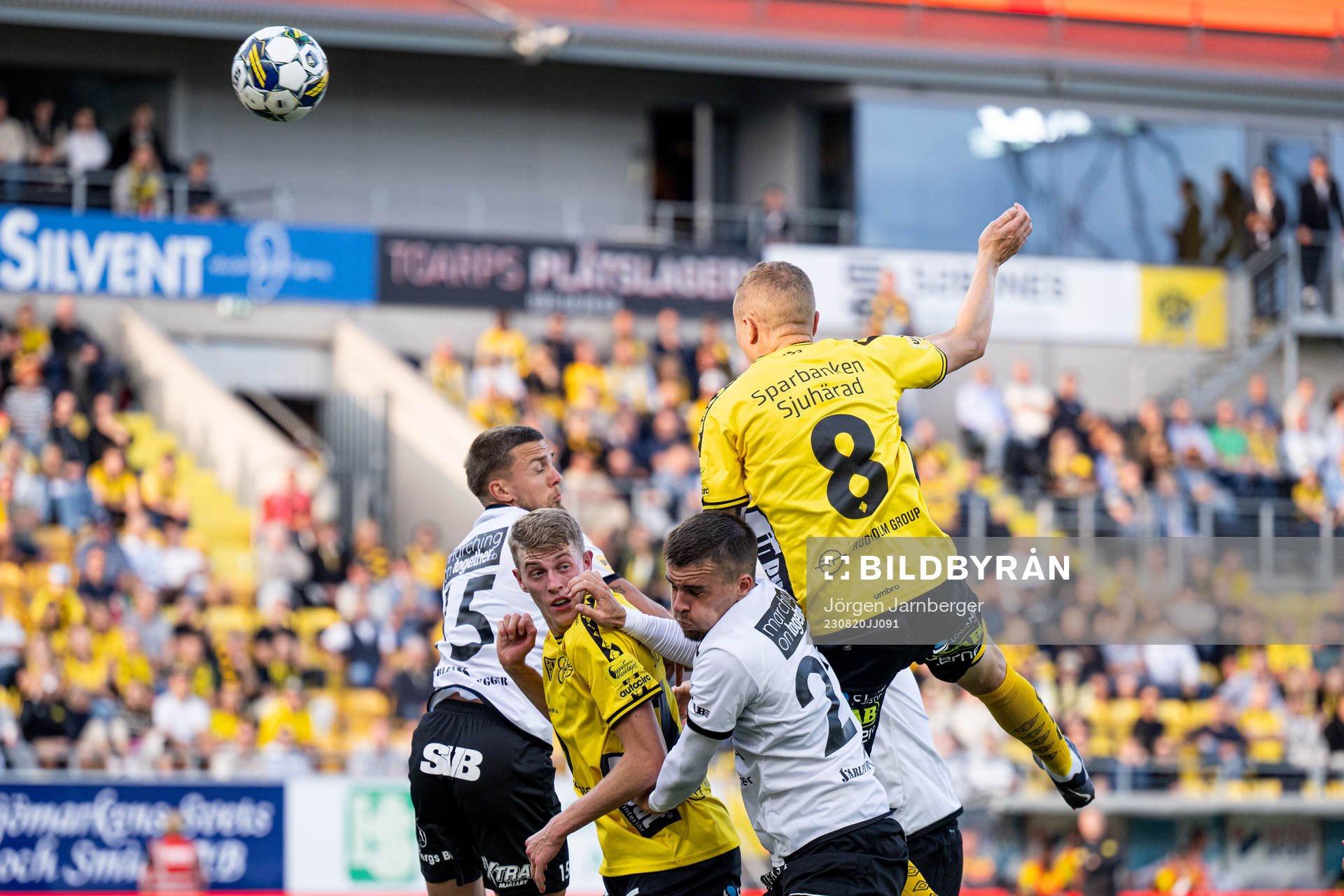 Elfsborgs Alexander Bernhardsson och Sebastian Holmen