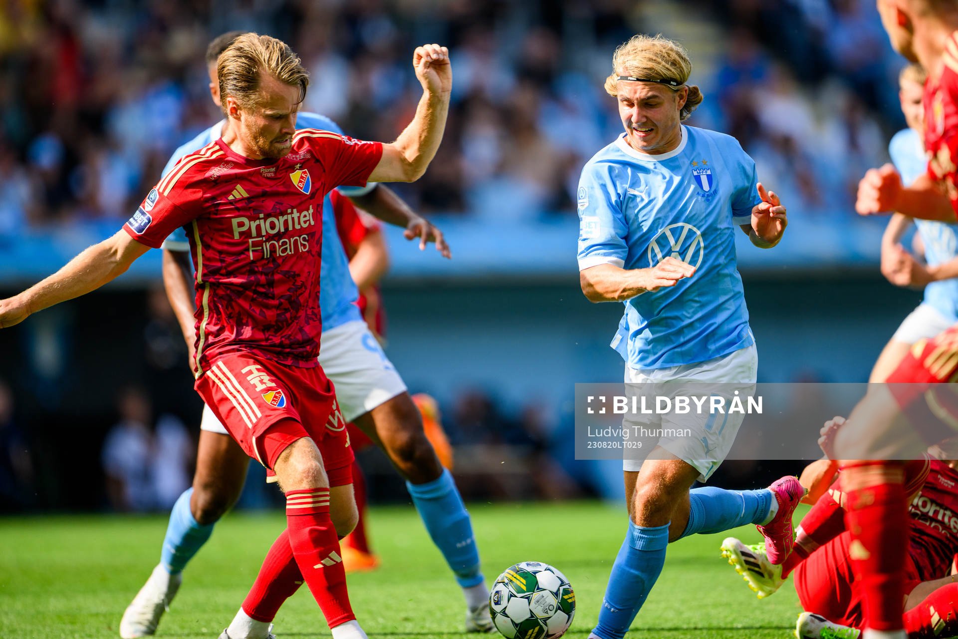 Malmö FFs Sebastian Nanasi och Djurgårdens Jacob Une