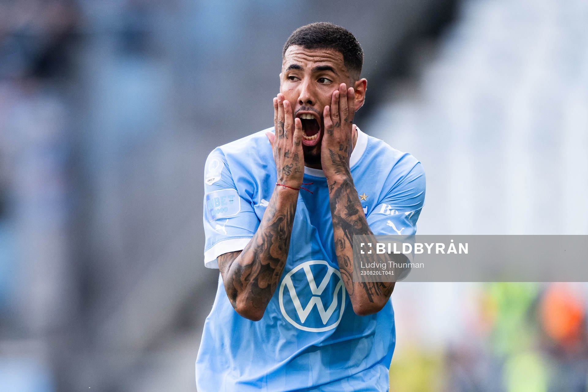 Malmö FFs Sergio Pena reagerar