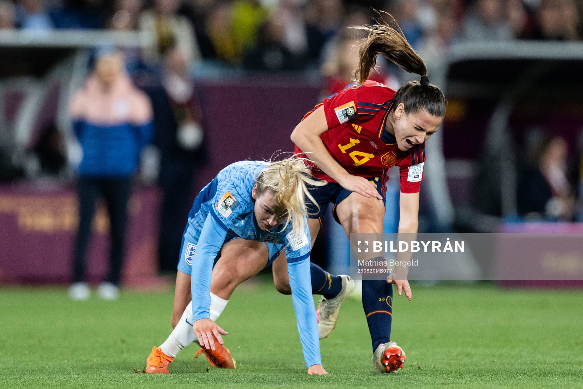 Laia Codina of Spain and Lauren Hemp of England