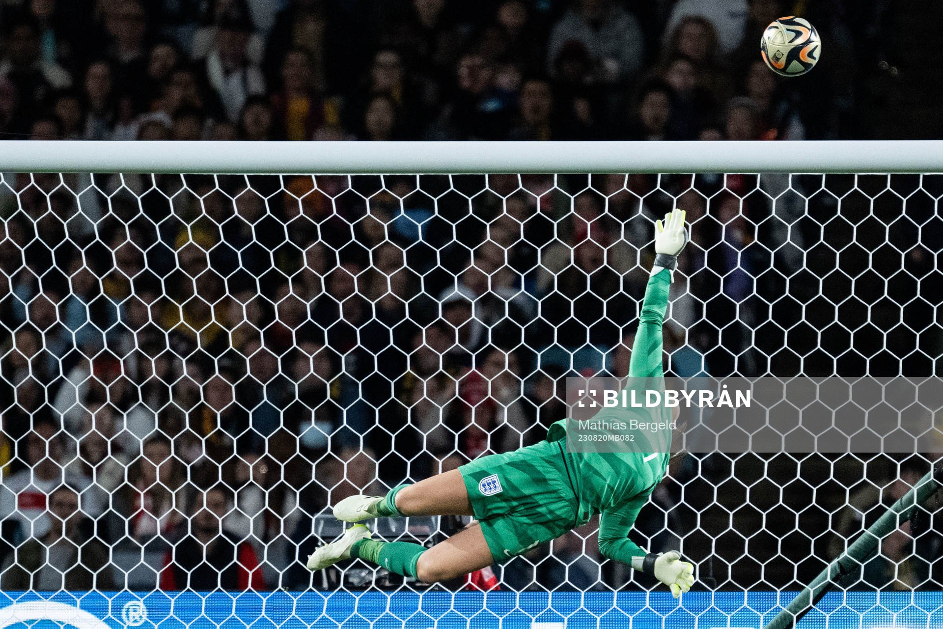 Goalkeeper Mary Earps of England