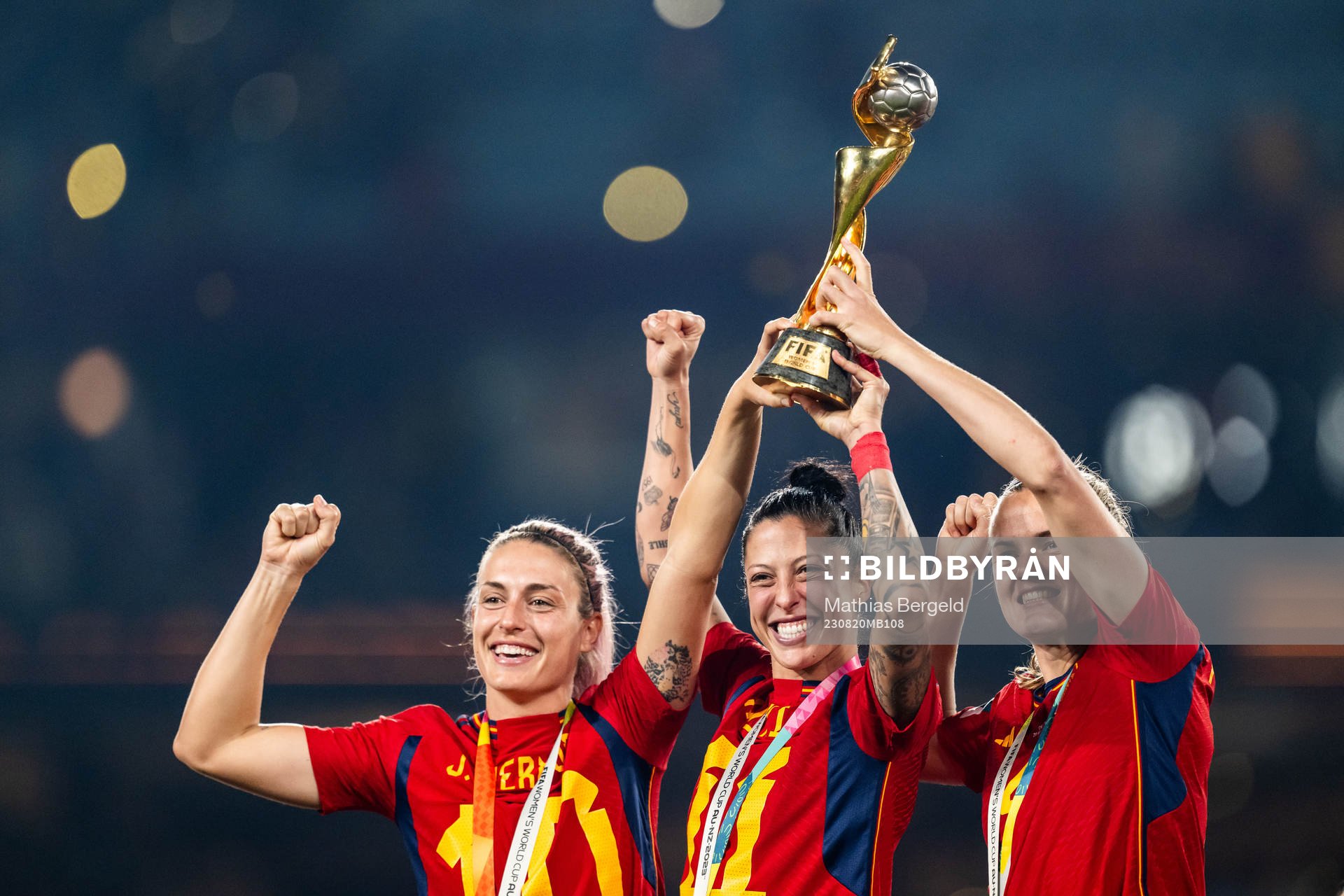 Alexia Putellas, Jennifer Hermoso and Laia Codina of Spain