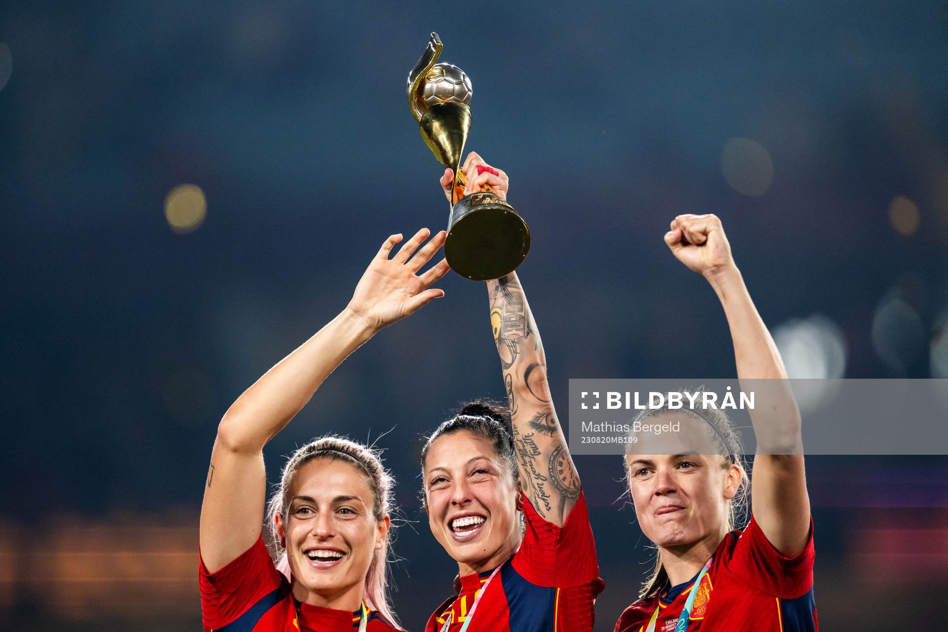 Alexia Putellas, Jennifer Hermoso and Laia Codina of Spain