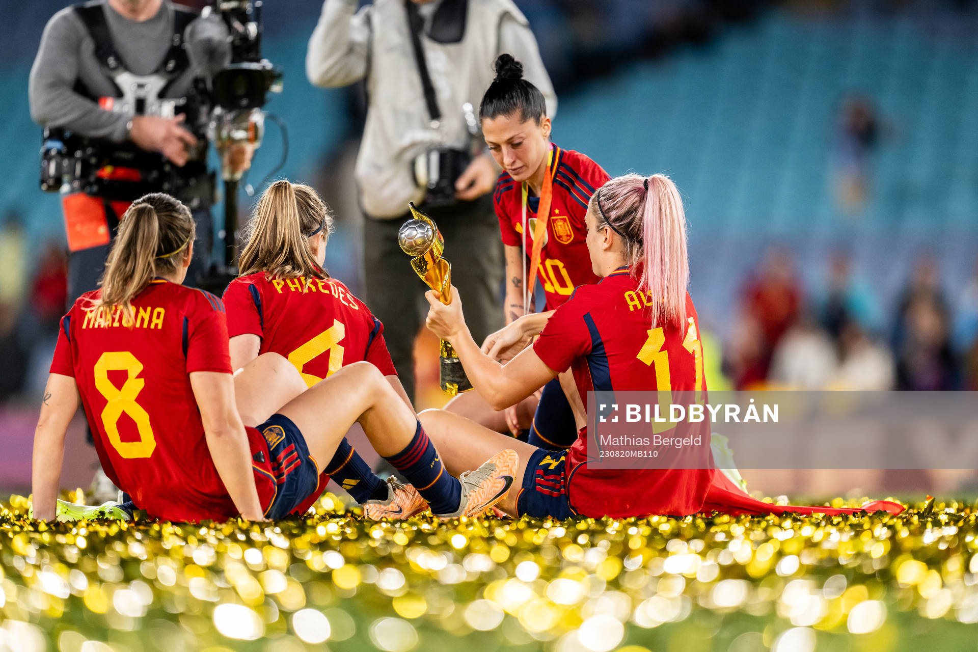 Mariona Caldentey, Irene Paredes, Jennifer Hermoso and