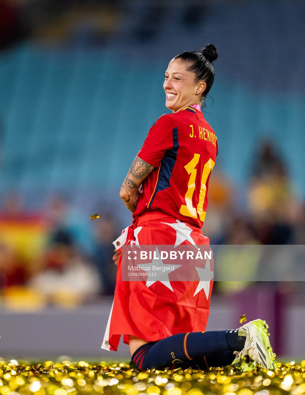 Jennifer Hermoso of Spain celebrate