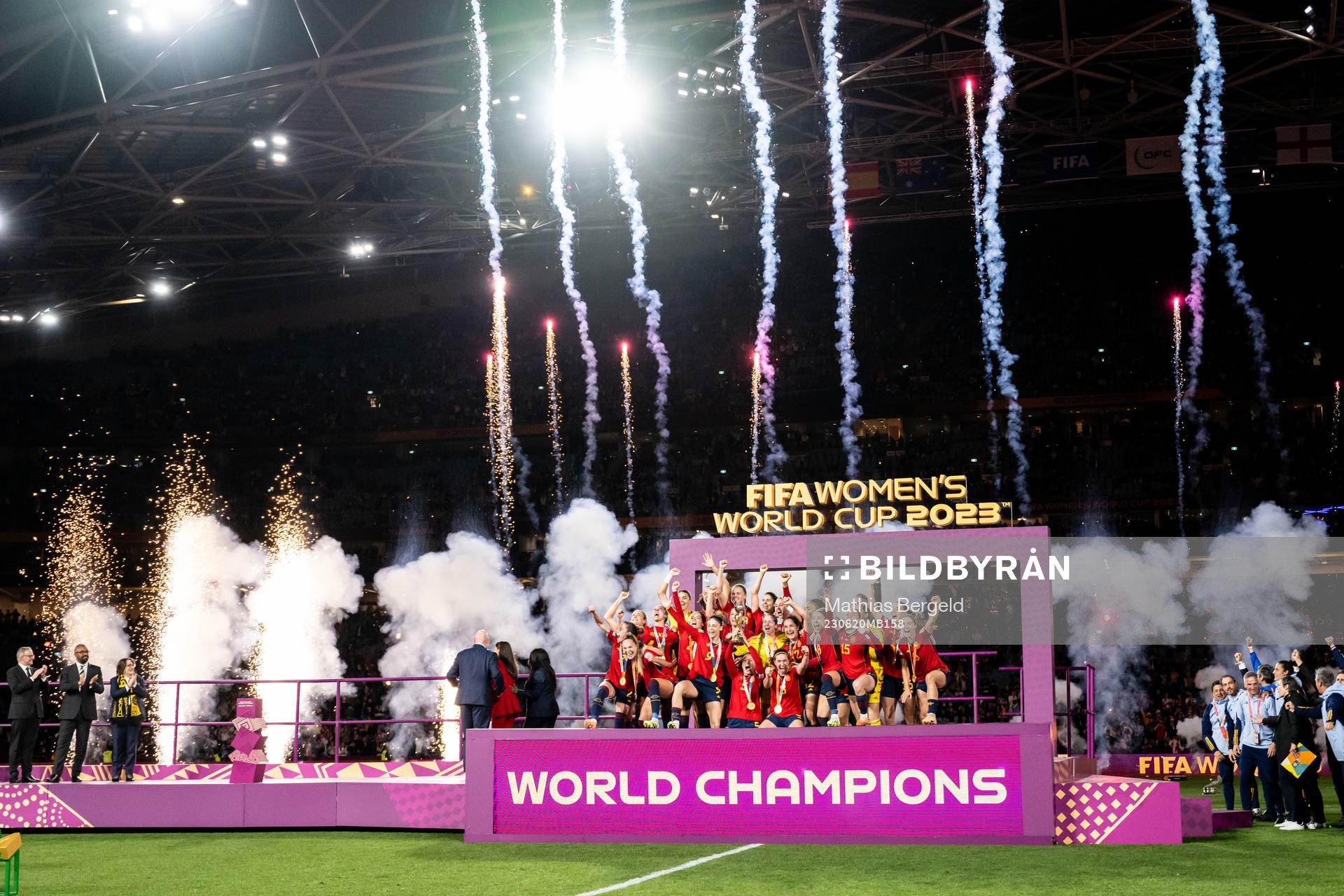Players of Spain celebate with the trophy