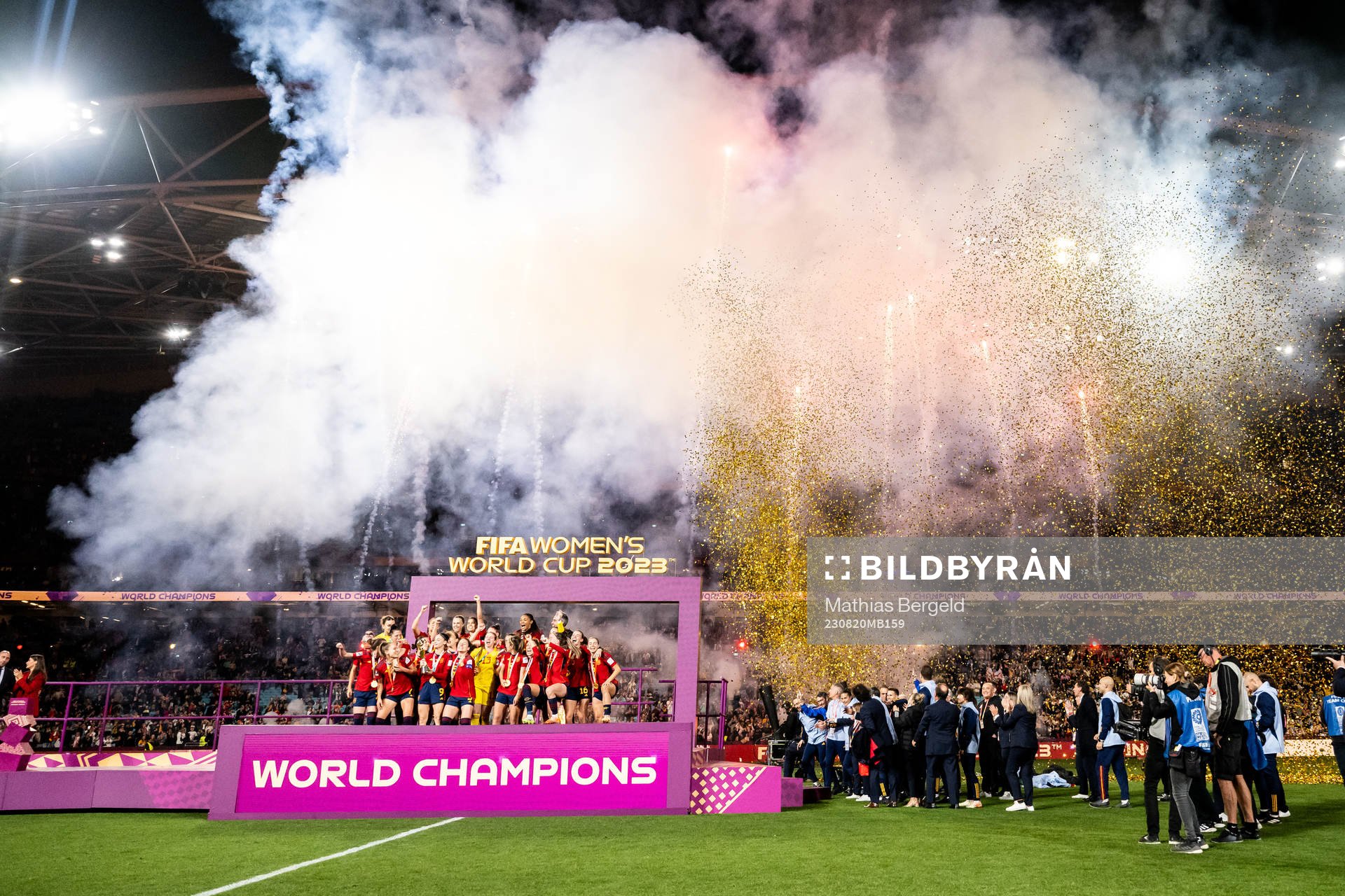 Players of Spain celebate with the trophy