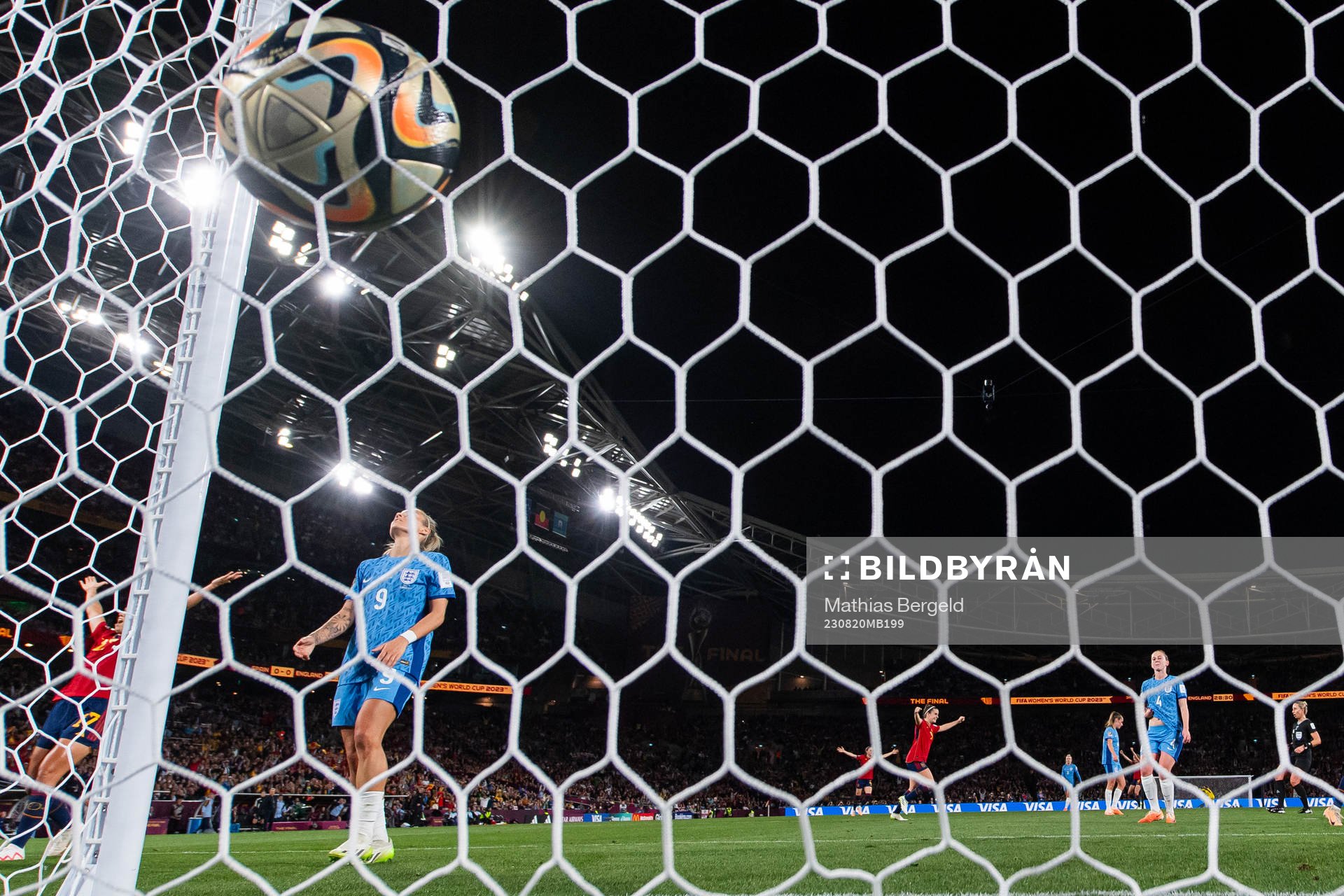 Rachel Daly and Keira Walsh of England look dejected
