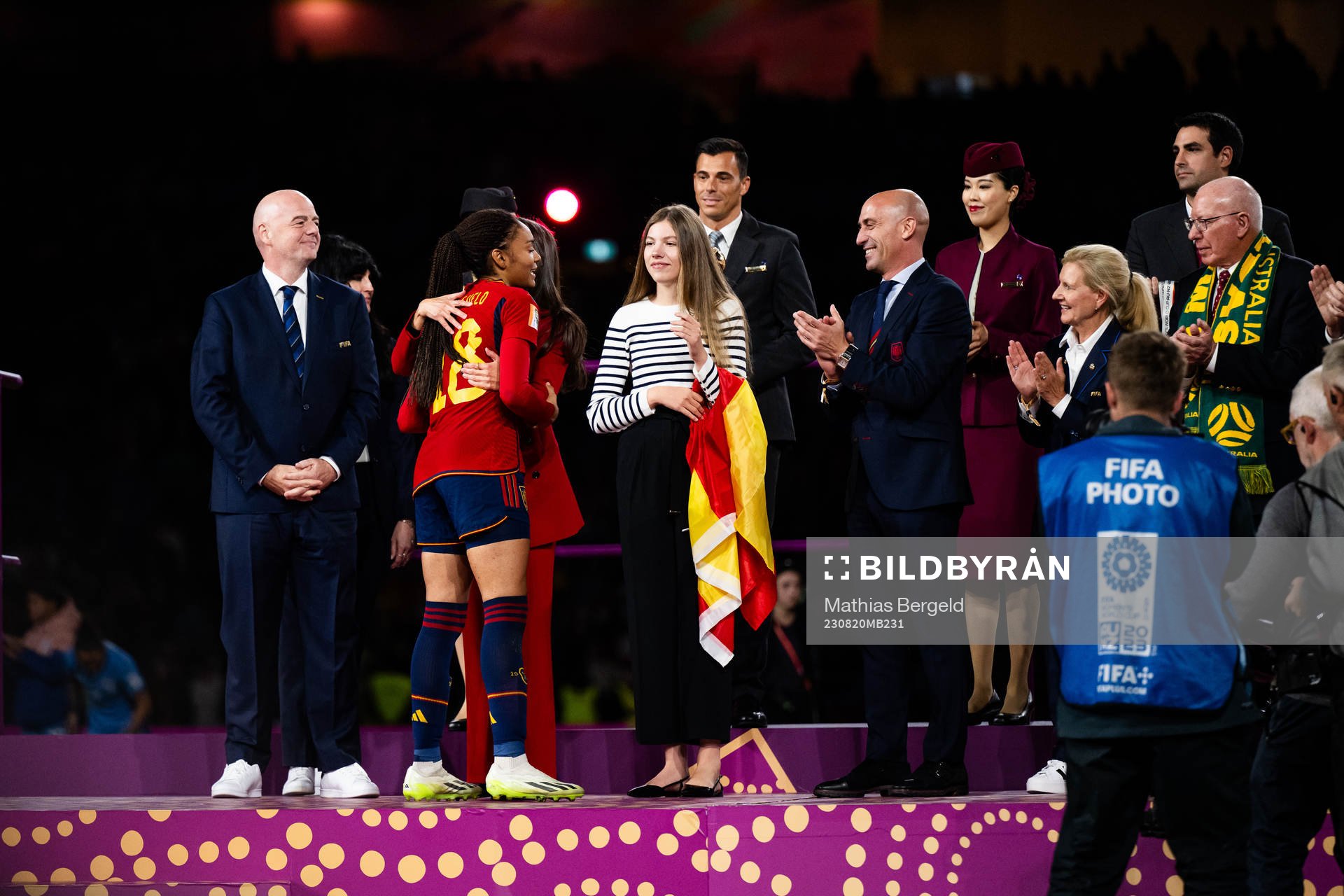 Princess Sofia and Queen Letizia of Spain hand out the FIFA Best Young Players Award to Salma Paralluelo next to Luis Rubiales, President of the Spanish Football Association (far right) during the FIFA Women's World Cup final between Spain and England on August 20, 2023 in Sydney.
