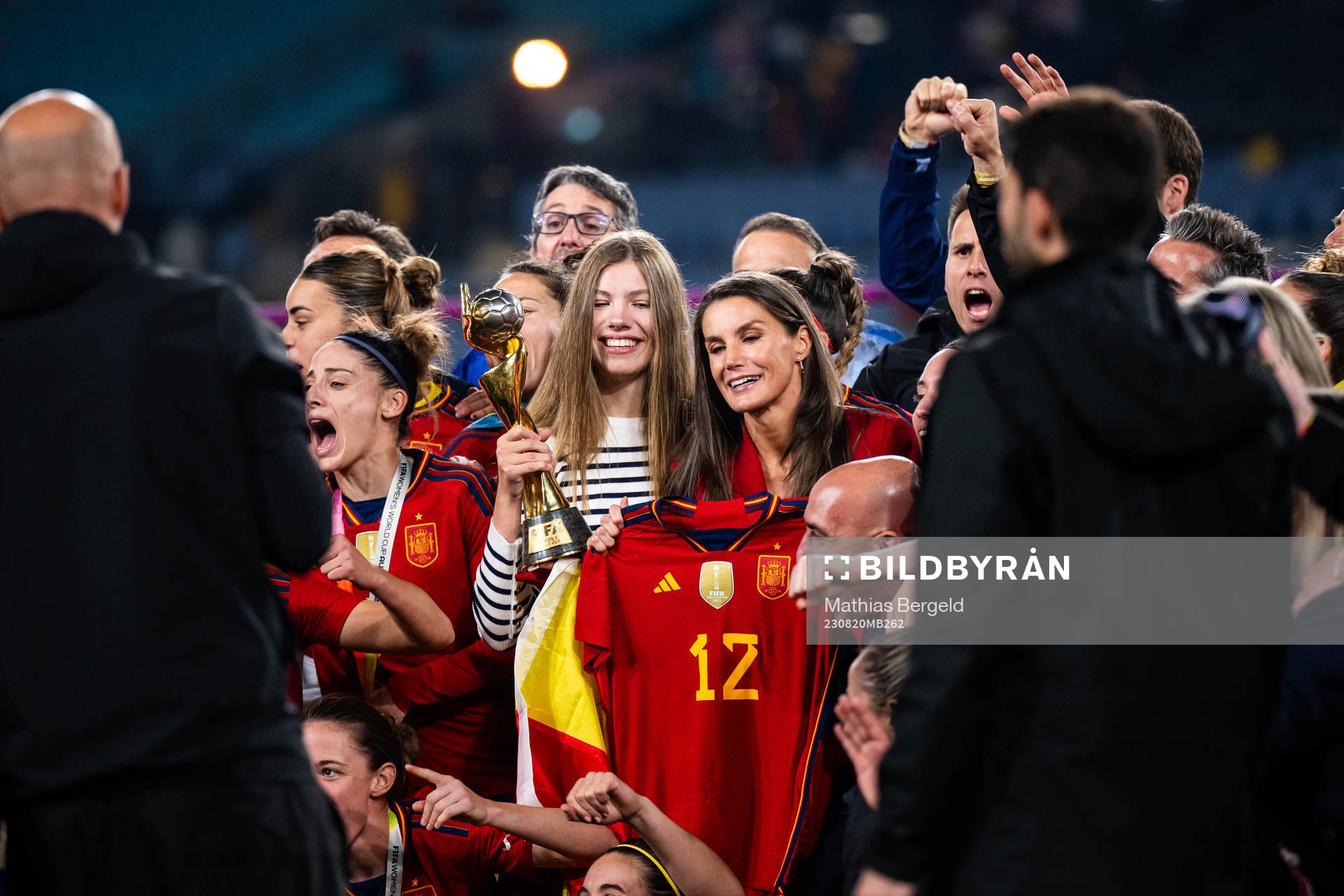 Princess Sofia and Queen Letizia of Spain celebrate with