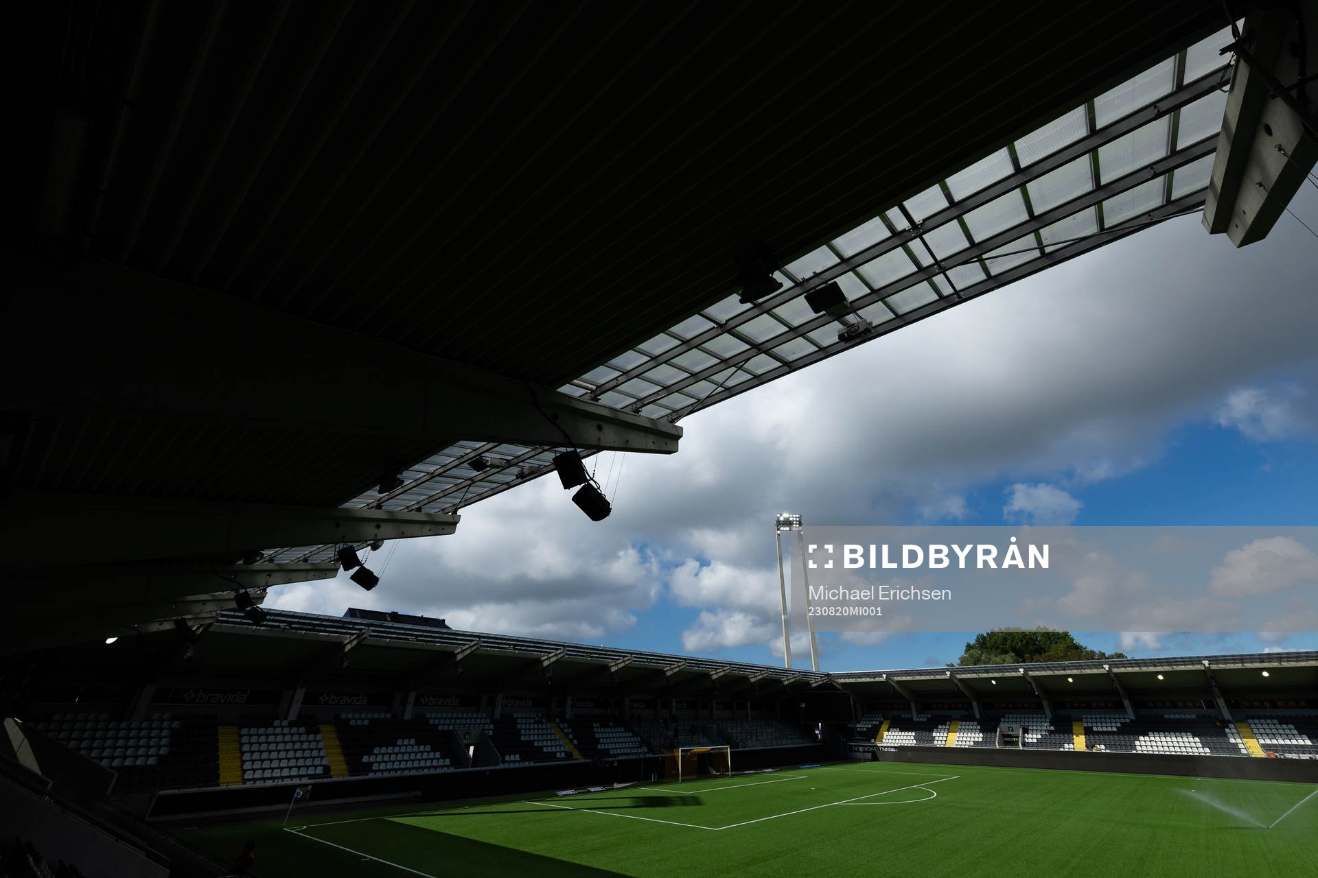 Bravida Arena innan fotbollsmatchen i Allsvenskan mellan