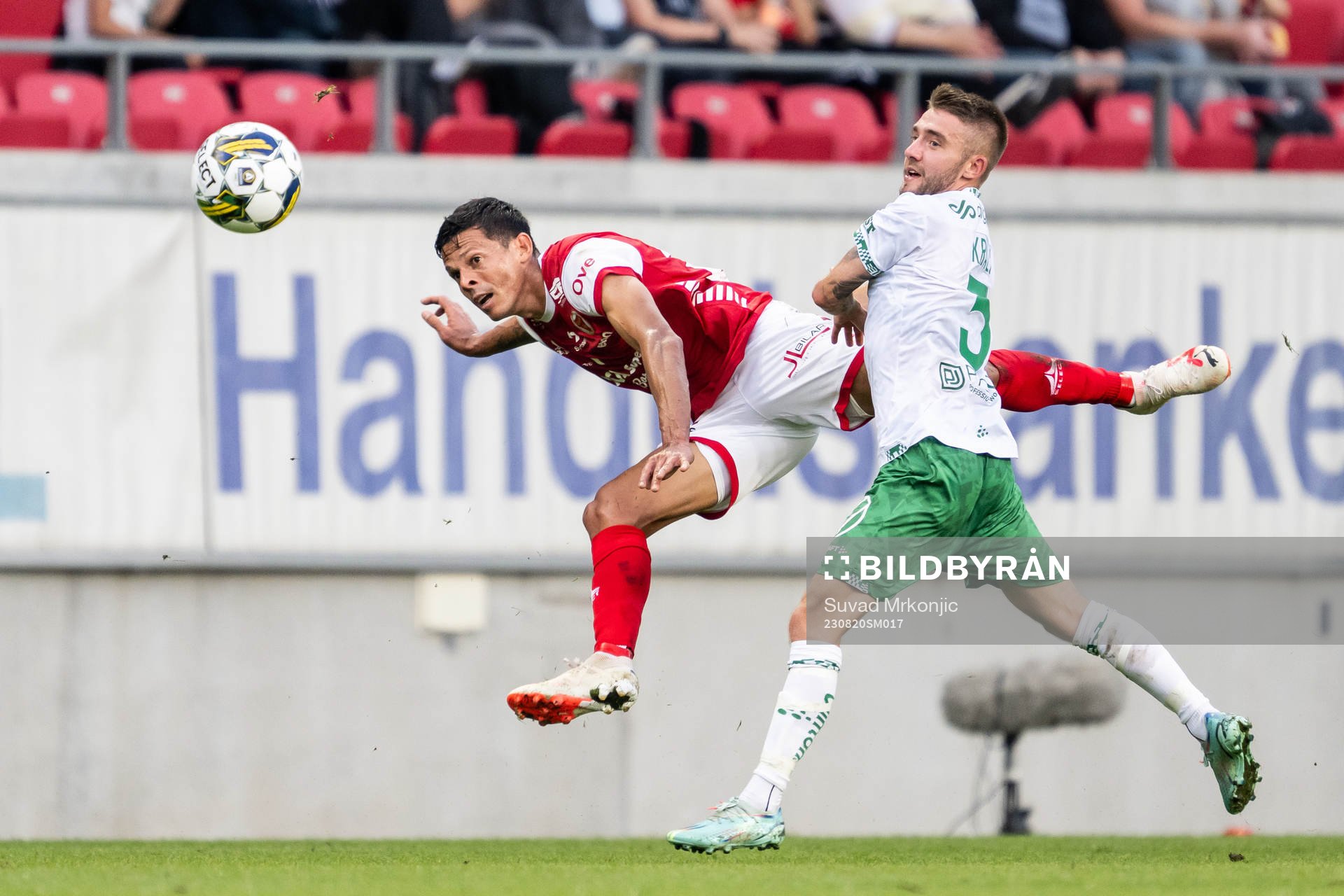 Kalmars Romario Pereira Sipiao och Hammarbys Anton Kralj