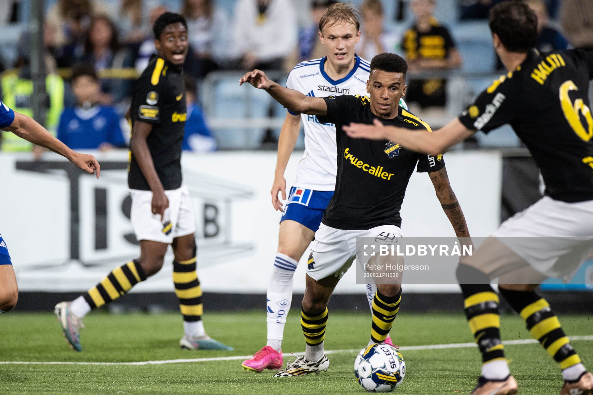 IFK Norrköpings Marcus Baggesen och AIKs Rui Modesto