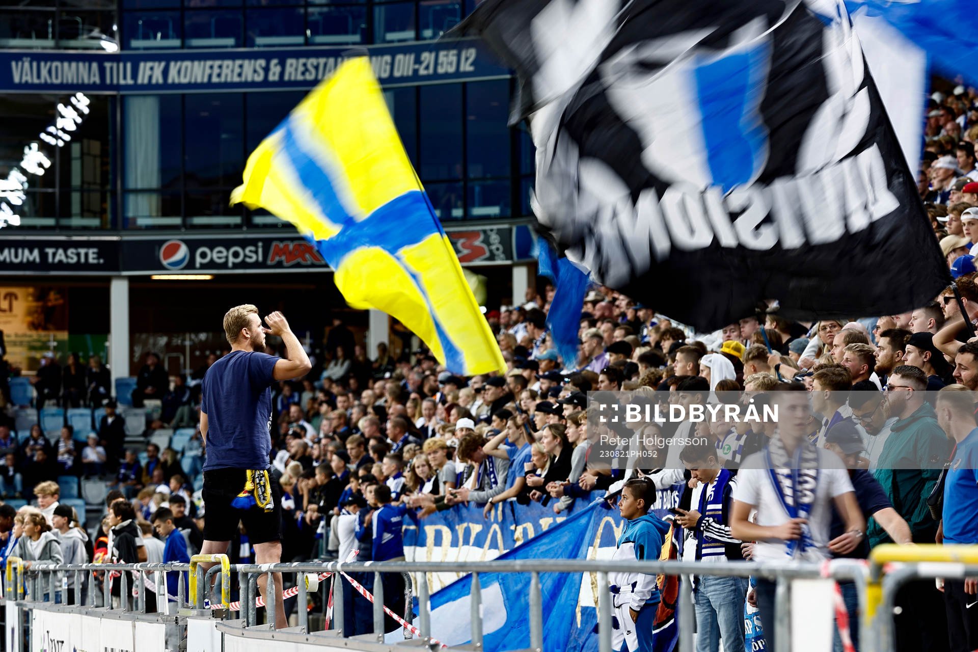 IFK Norrköpings supporters på Curva Nordahl