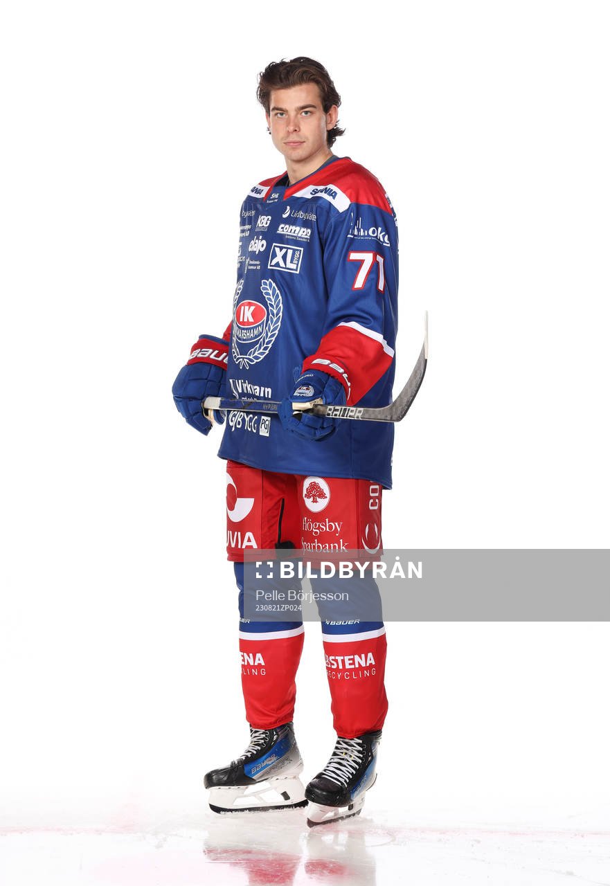 Oskarshamns Viktor Lodinposerar för ett porträtt