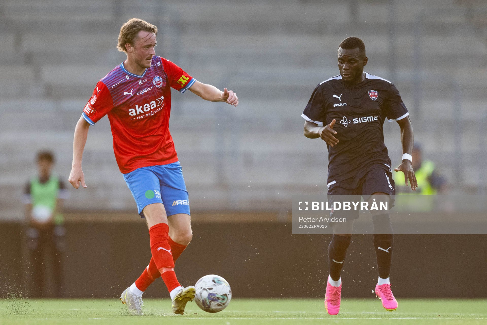 Helsingborgs Rasmus Jönsson och FC Rosengårds Filston