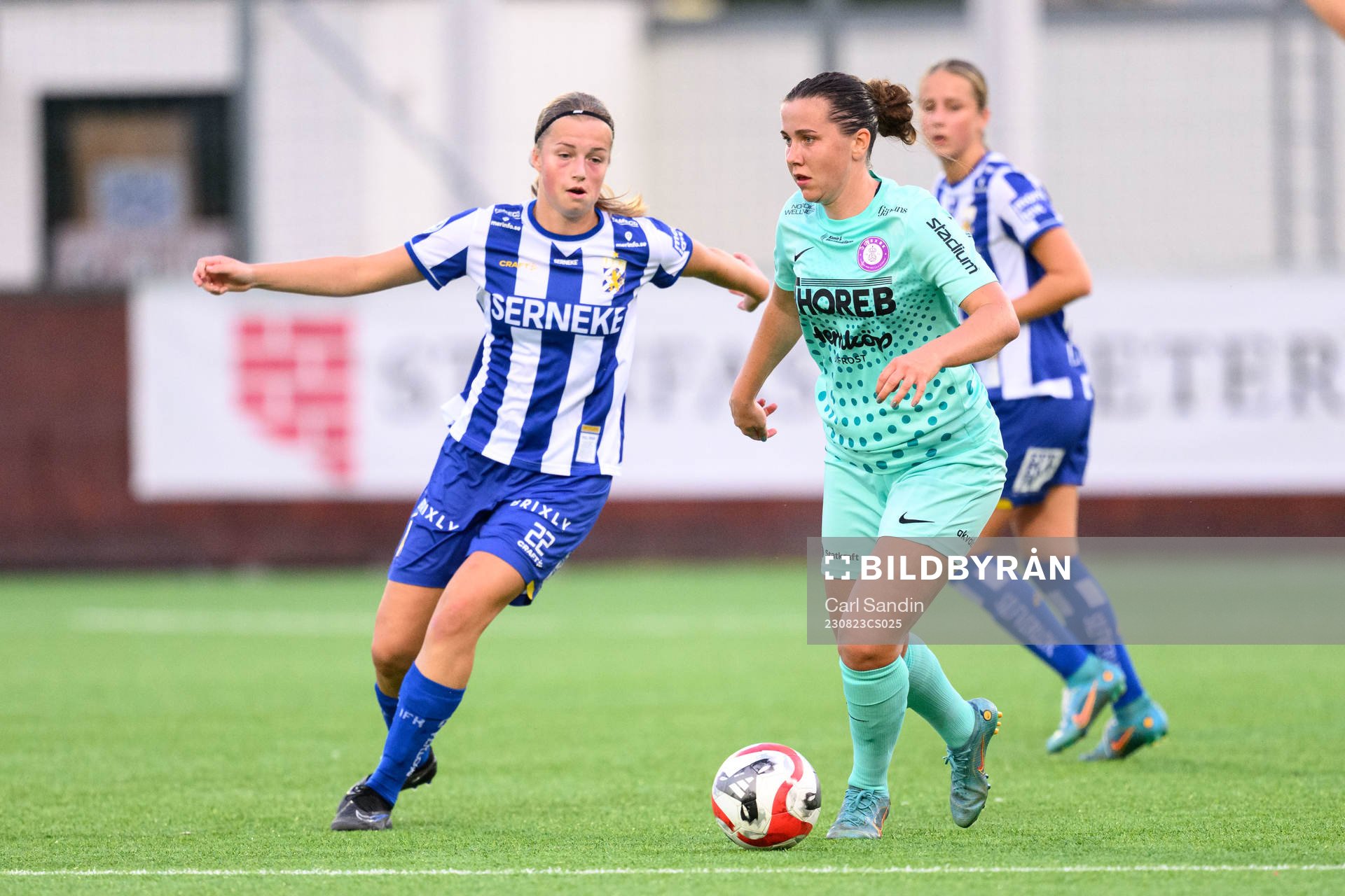 IFK Göteborgs Emma Broddheimer och Jitexs Ella Smith