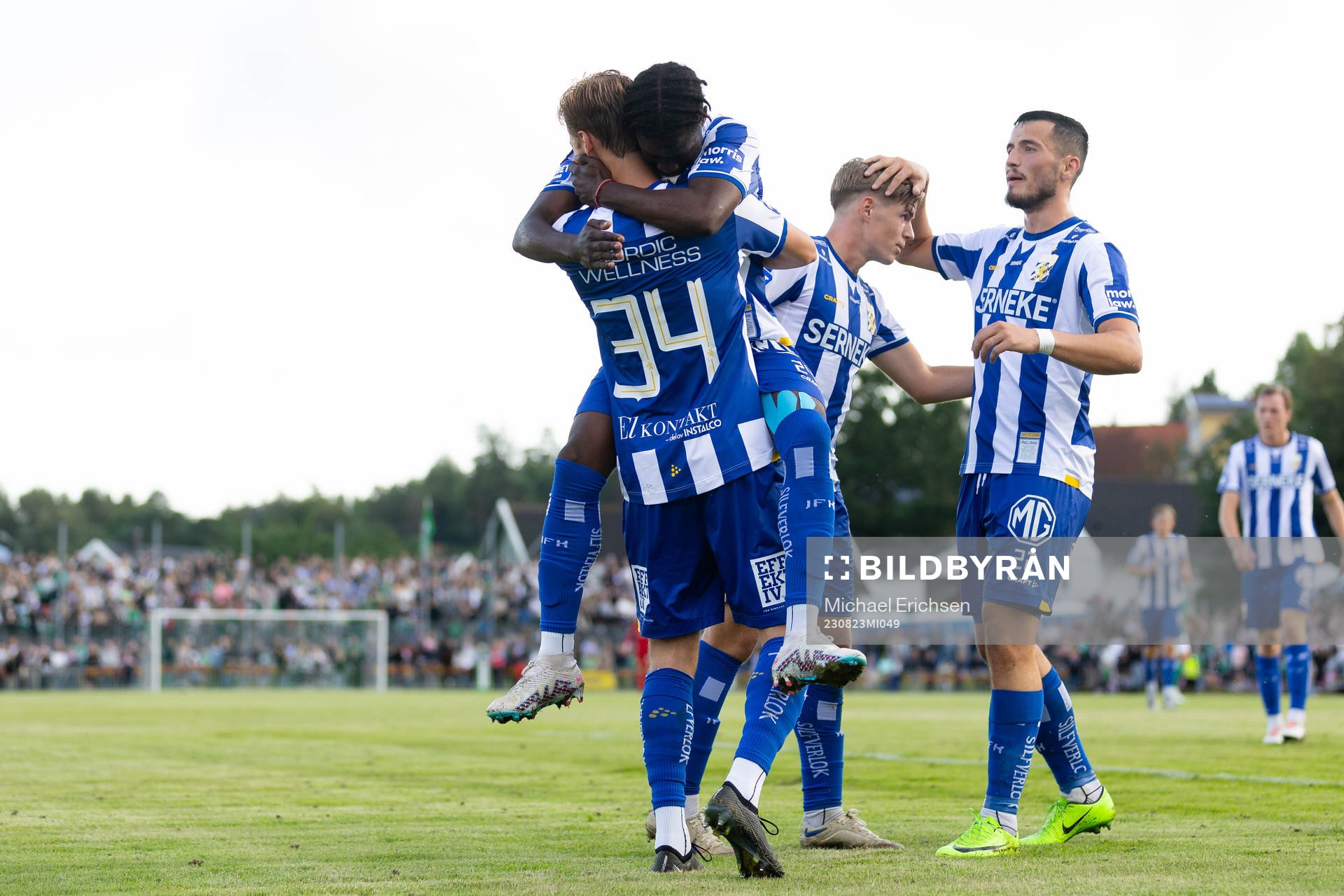 IFK Göteborgs Vilmer Tyrén  jublar med lagkamrater