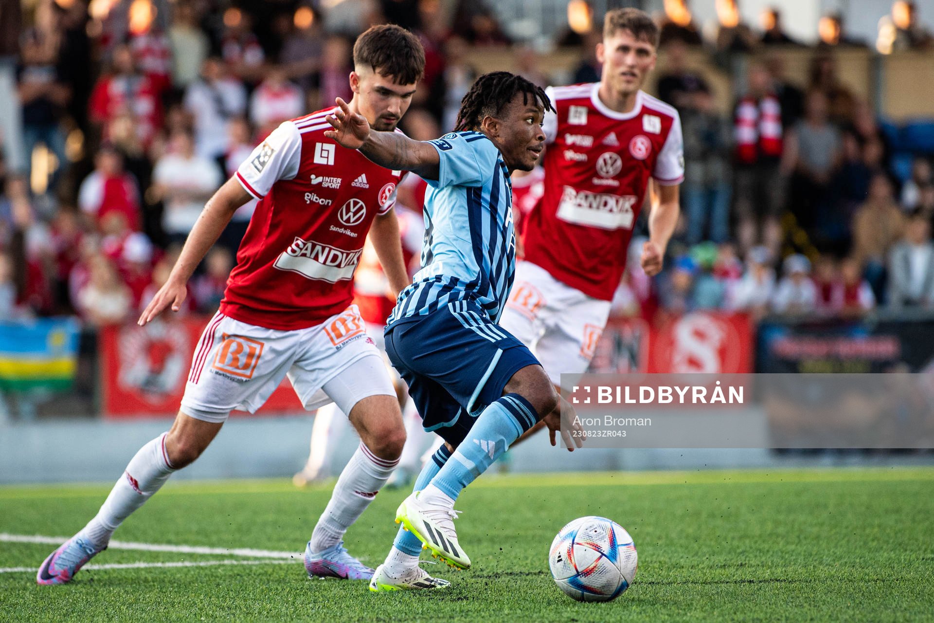 Sandvikens IFs Lukas Vikgren och Djurgårdens Vladimir