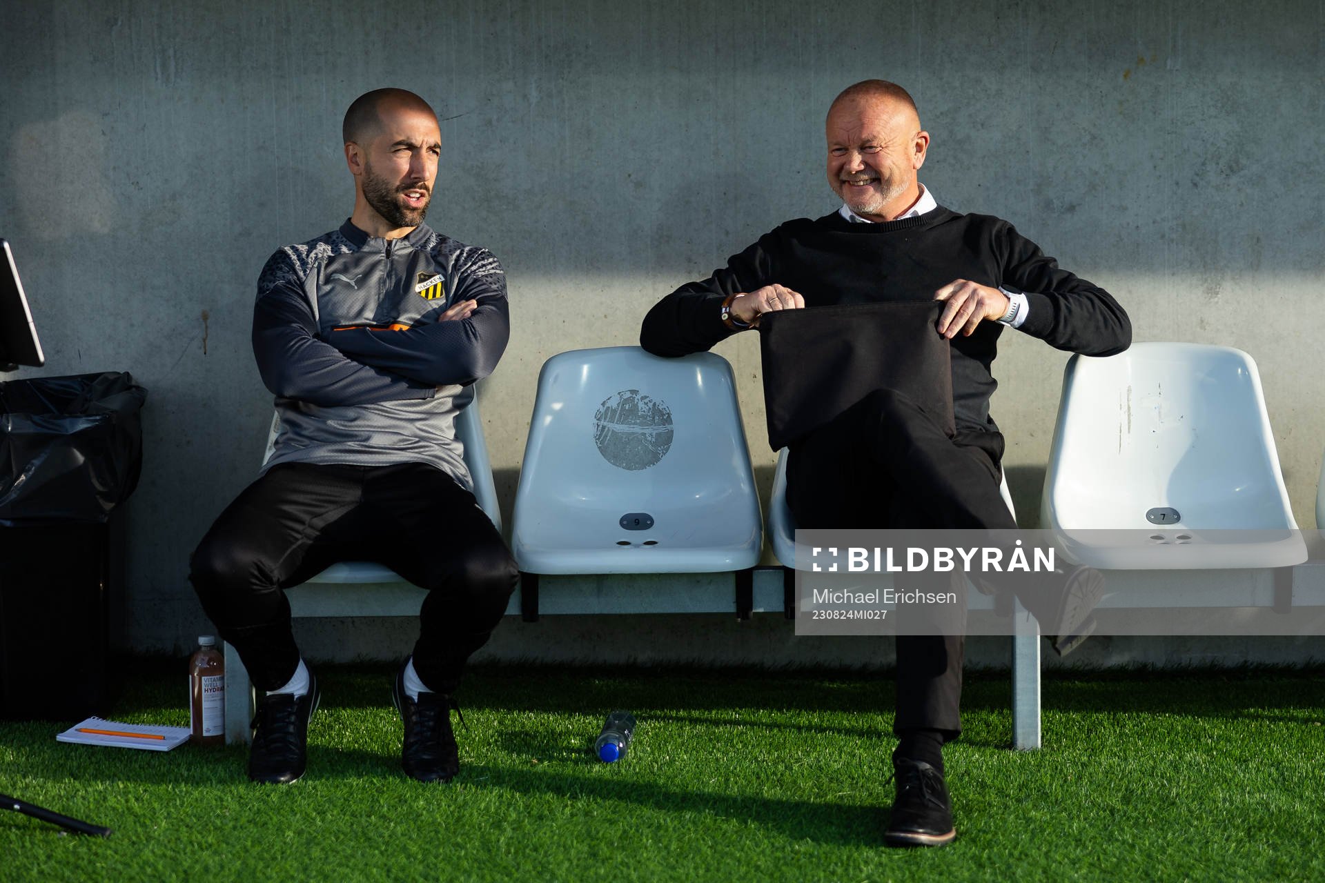 Assistant coach Martin Foyston and head coach Per-Mathias
